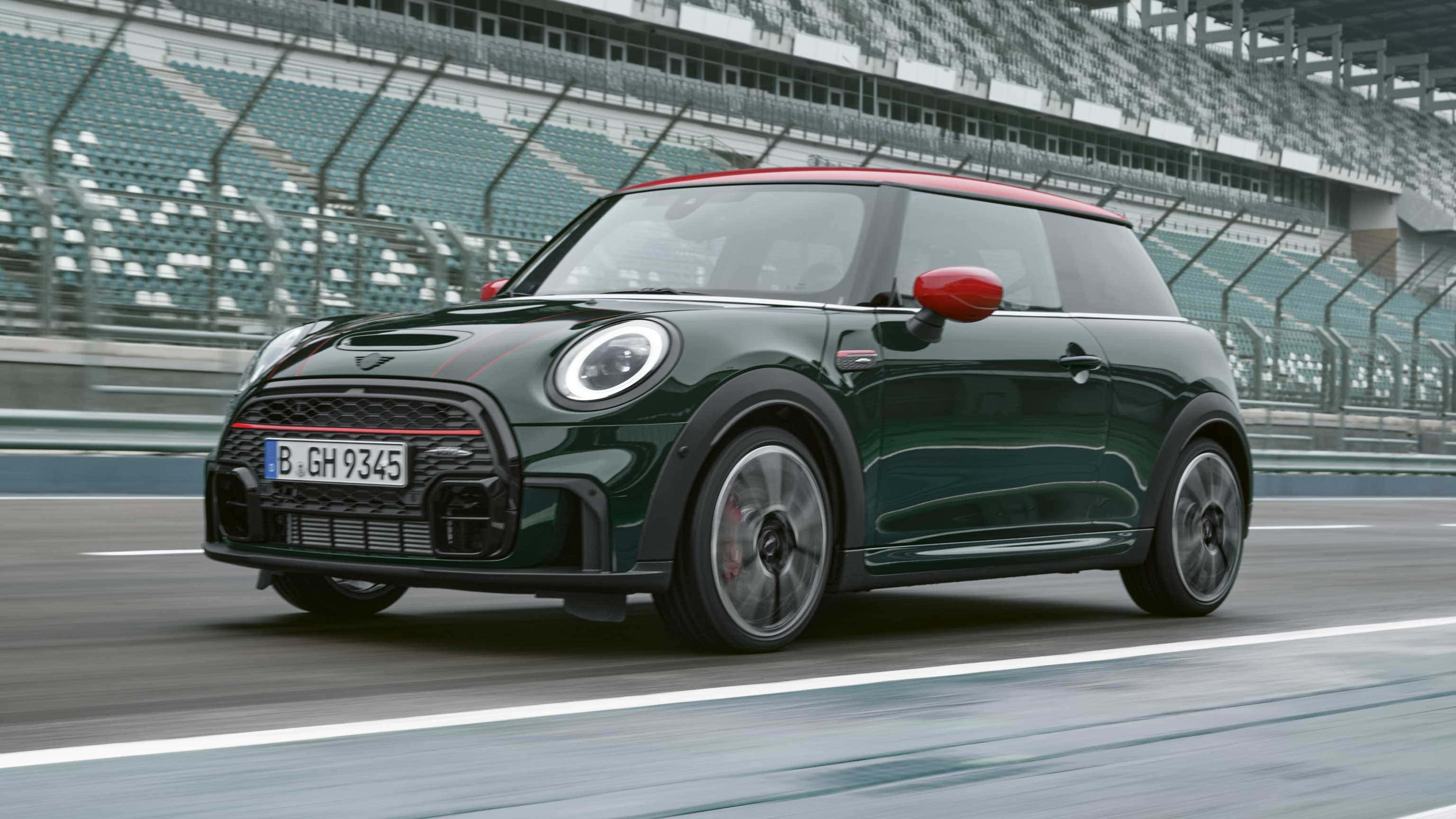 Mini John Cooper Works, racetrack, dark green, 2K Desktop Wallpaper