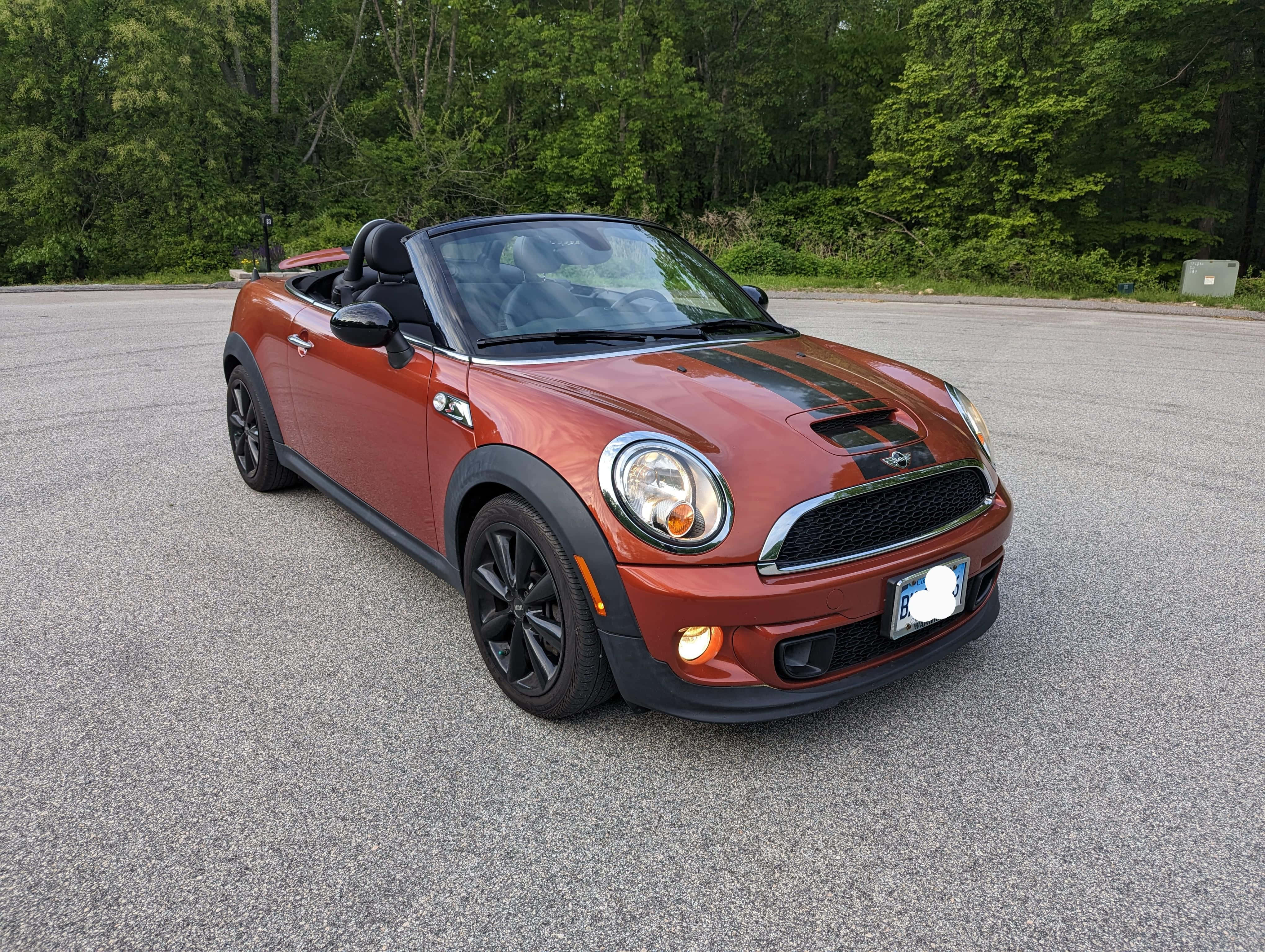 Mini Roadster, red, black racing stripes, 4K Desktop Wallpaper