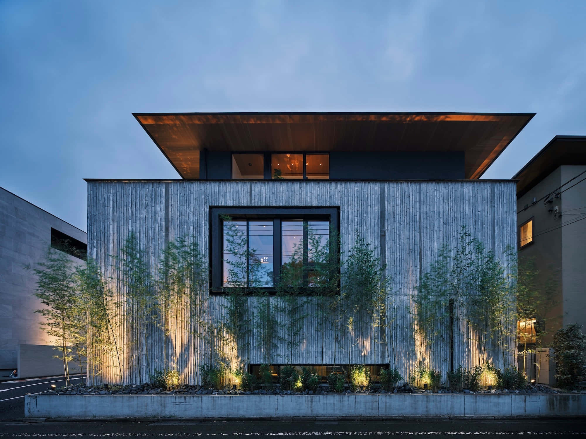 minimalist architecture, wooden slat facade, glowing windows, Full HD Desktop Wallpaper