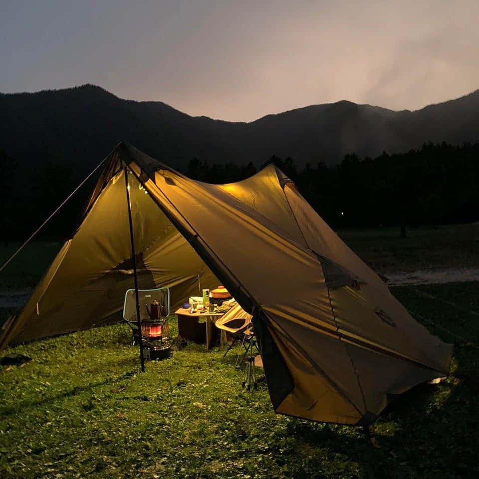 minimalist camping, tent, dark mountains, SD Desktop Wallpaper