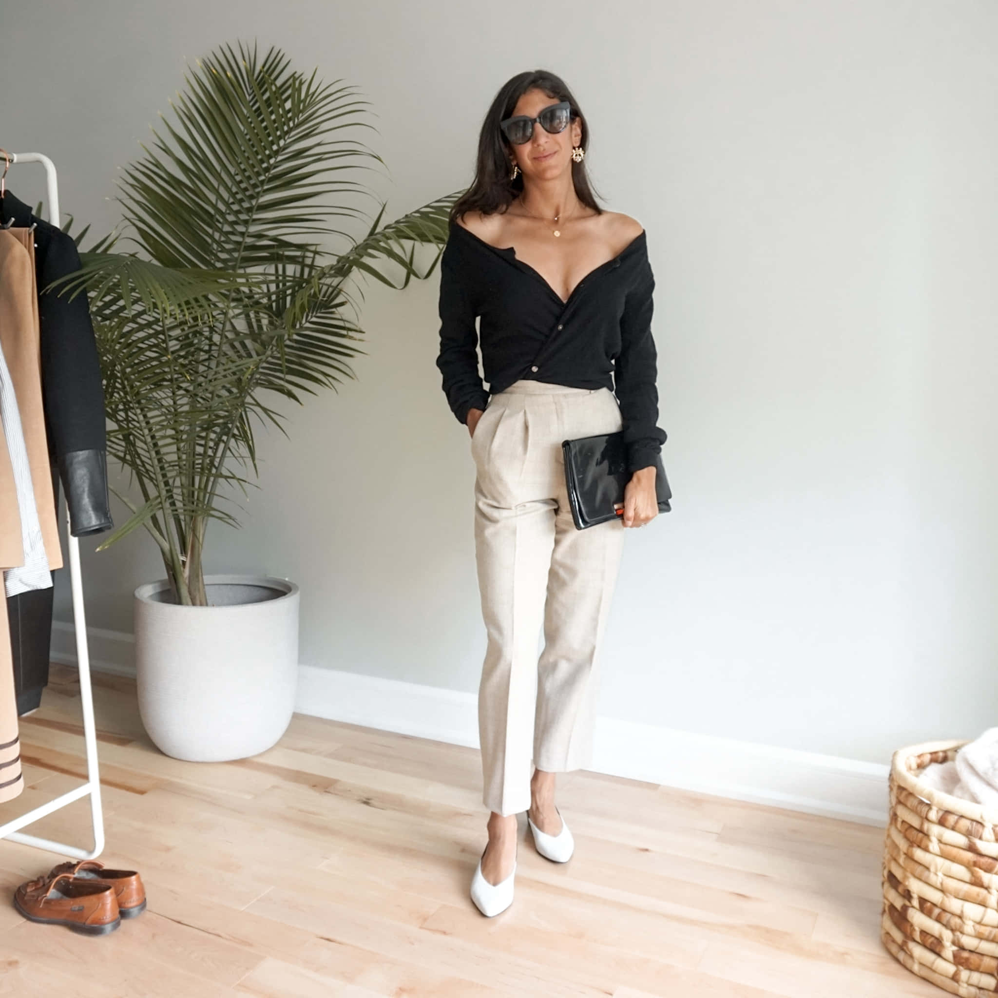 black off-shoulder top, beige trousers, minimalist room, Full HD Desktop Wallpaper