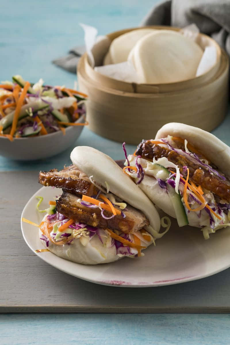 steamed buns, glazed pork, colorful coleslaw, SD Phone Wallpaper