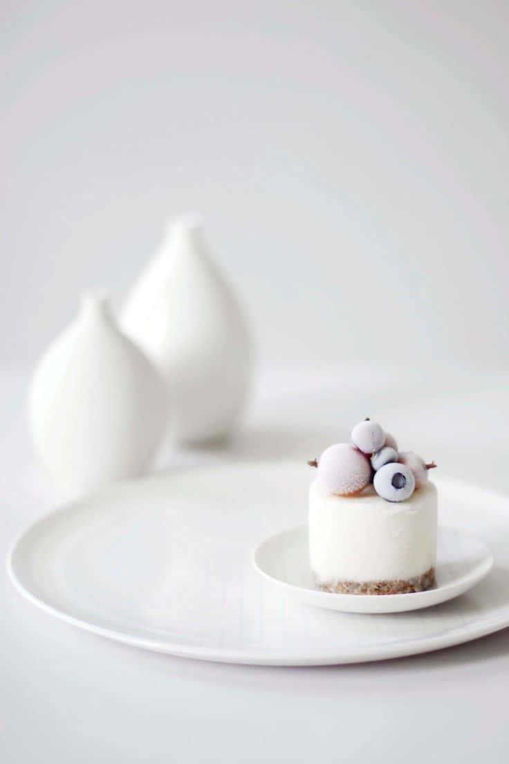 minimalist food, white cheesecake, frosted berries, SD Phone Wallpaper