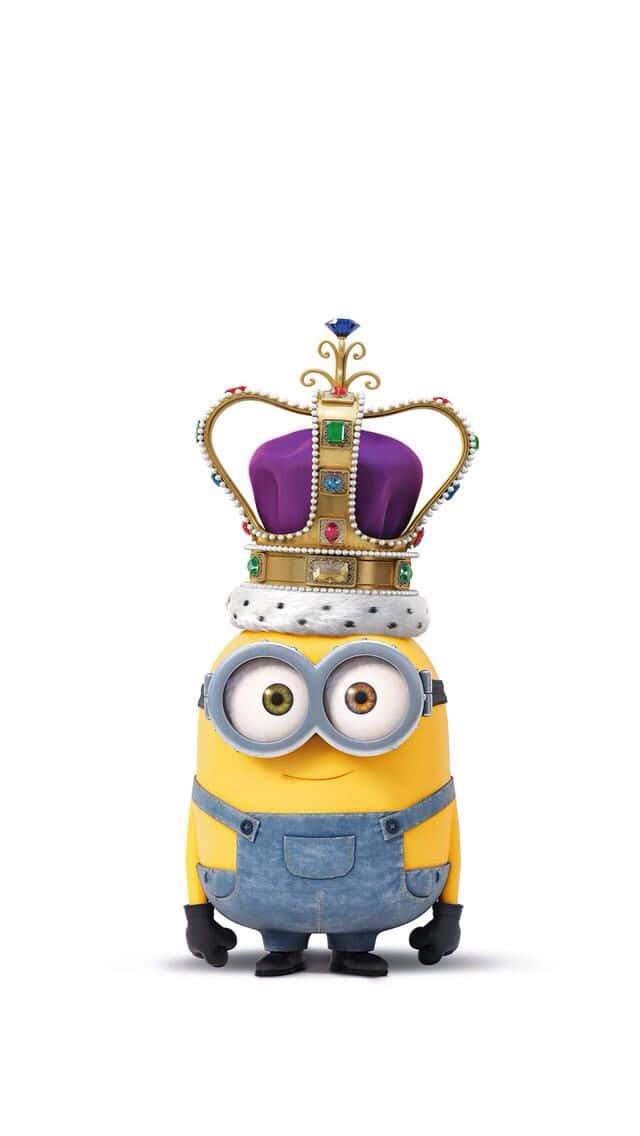 Minion, denim overalls, jeweled purple crown, SD Phone Wallpaper