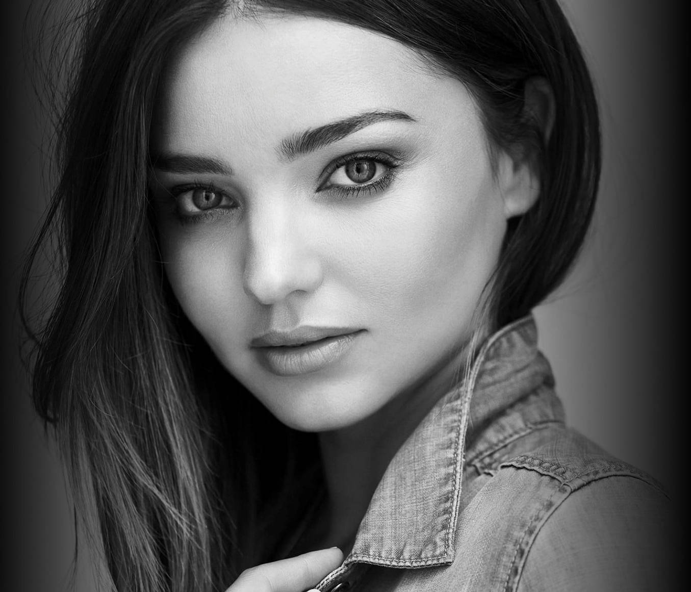 Miranda Kerr, grayscale, black and white portrait, HD Desktop Wallpaper