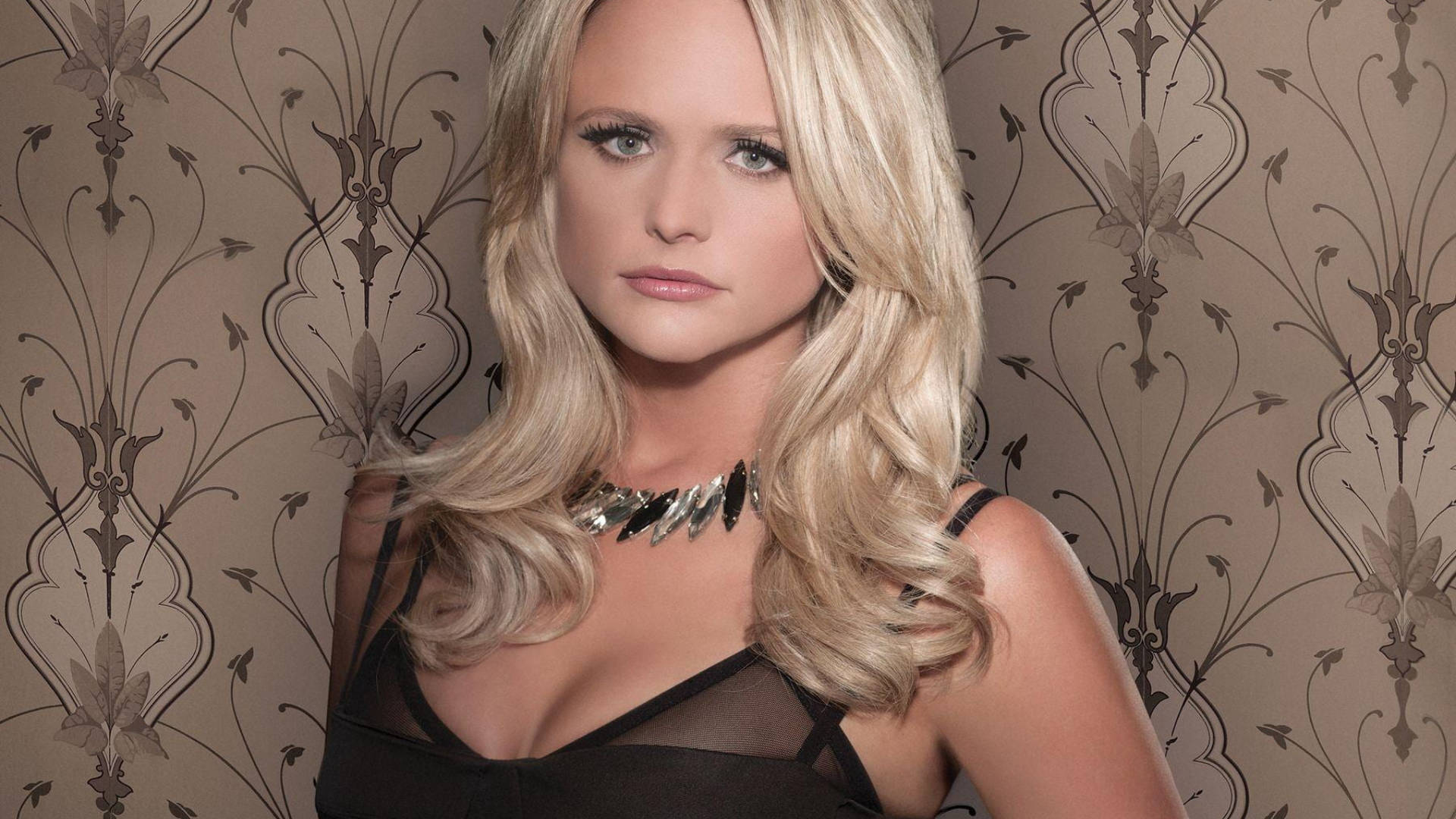 Miranda Lambert, black dress, black sheer top, Full HD Desktop Wallpaper