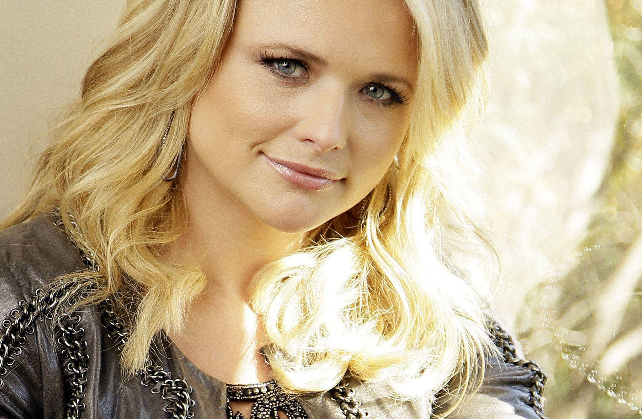 Miranda Lambert, bright sunlight, blonde woman, Full HD Desktop Wallpaper