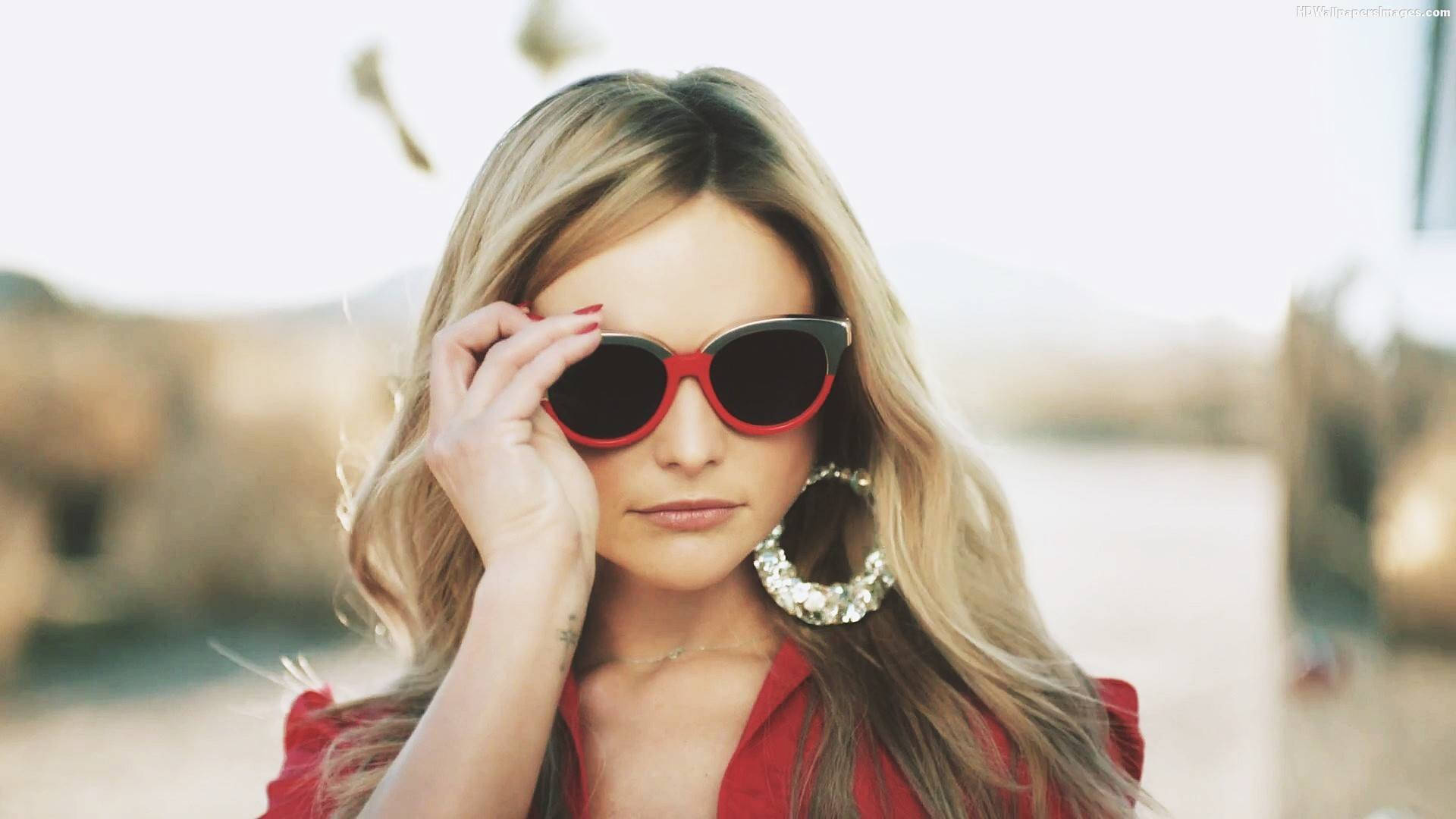 Miranda Lambert, red sunglasses, red top, Full HD Desktop Wallpaper