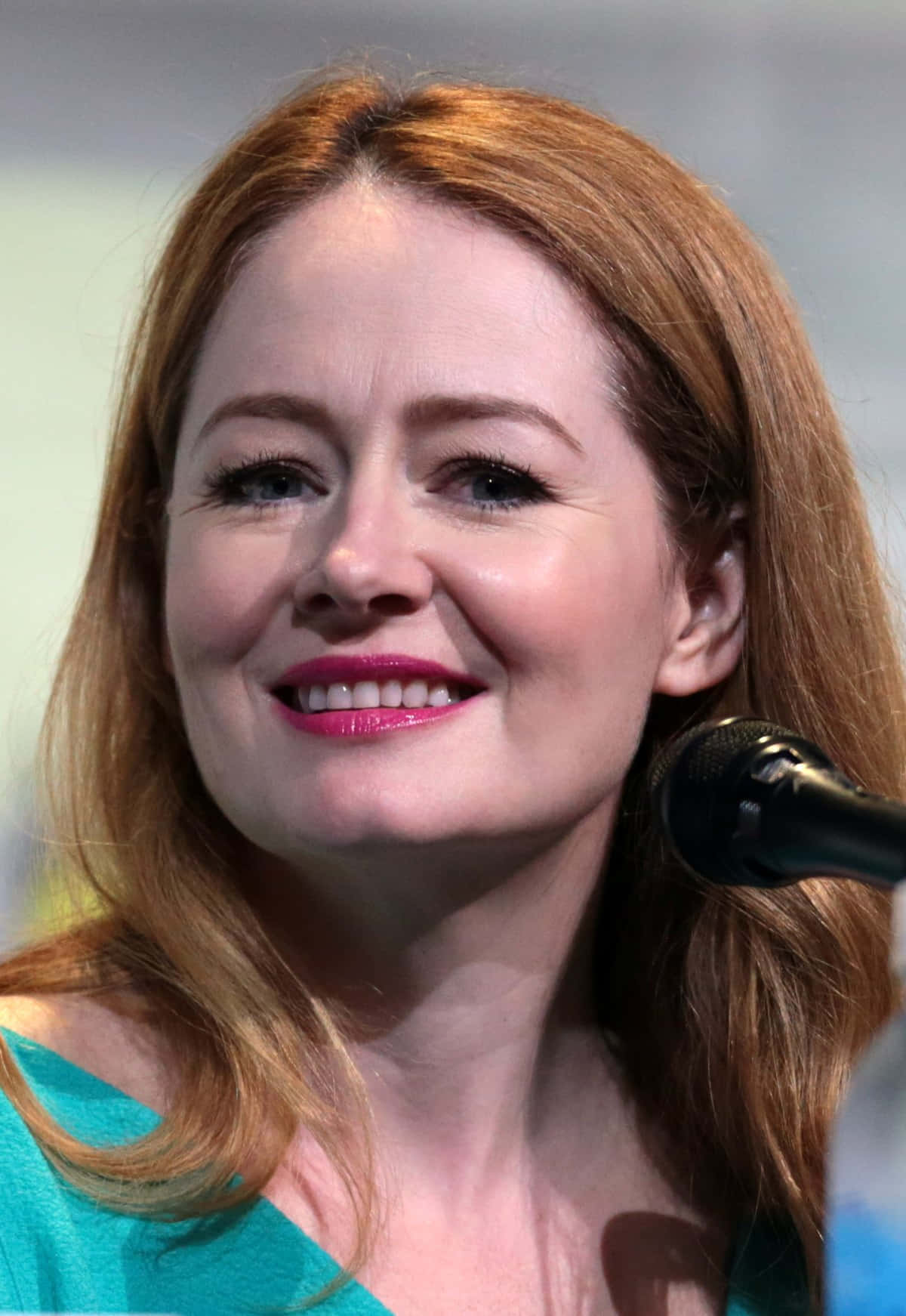 Miranda Otto, red hair, pink lipstick, HD Phone Wallpaper