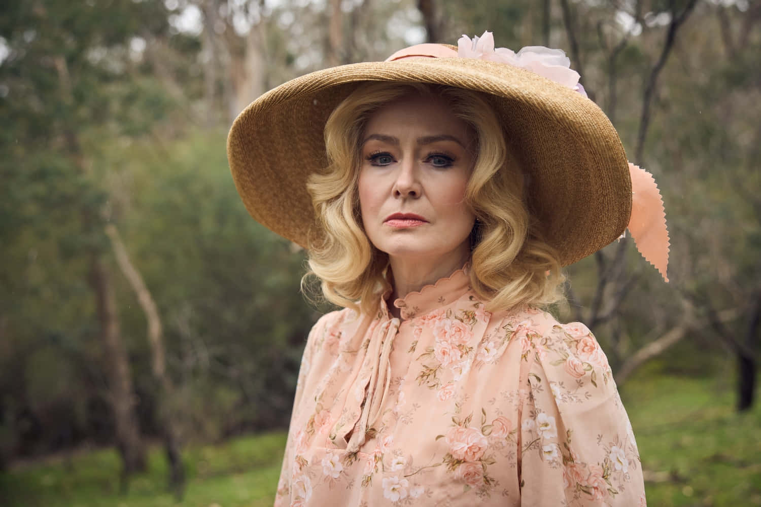 Miranda Otto, blonde curls, wide-brimmed straw hat, HD Desktop Wallpaper