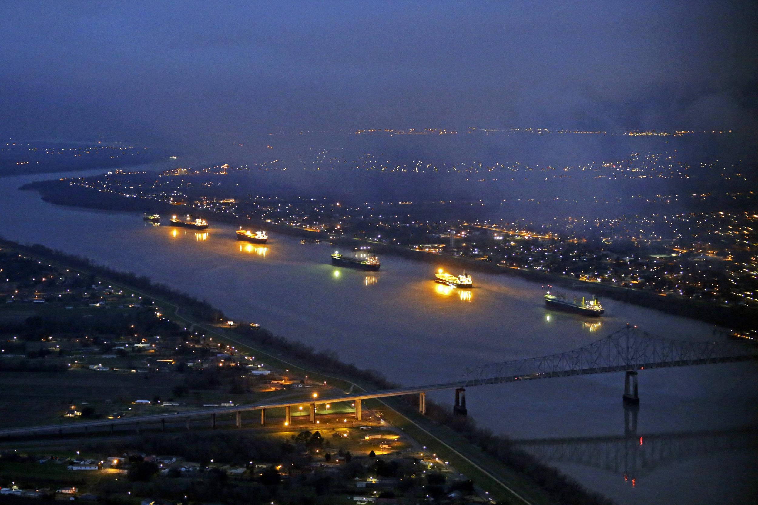 Mississippi River, dusk, illuminated cargo ships, Full HD Desktop Wallpaper