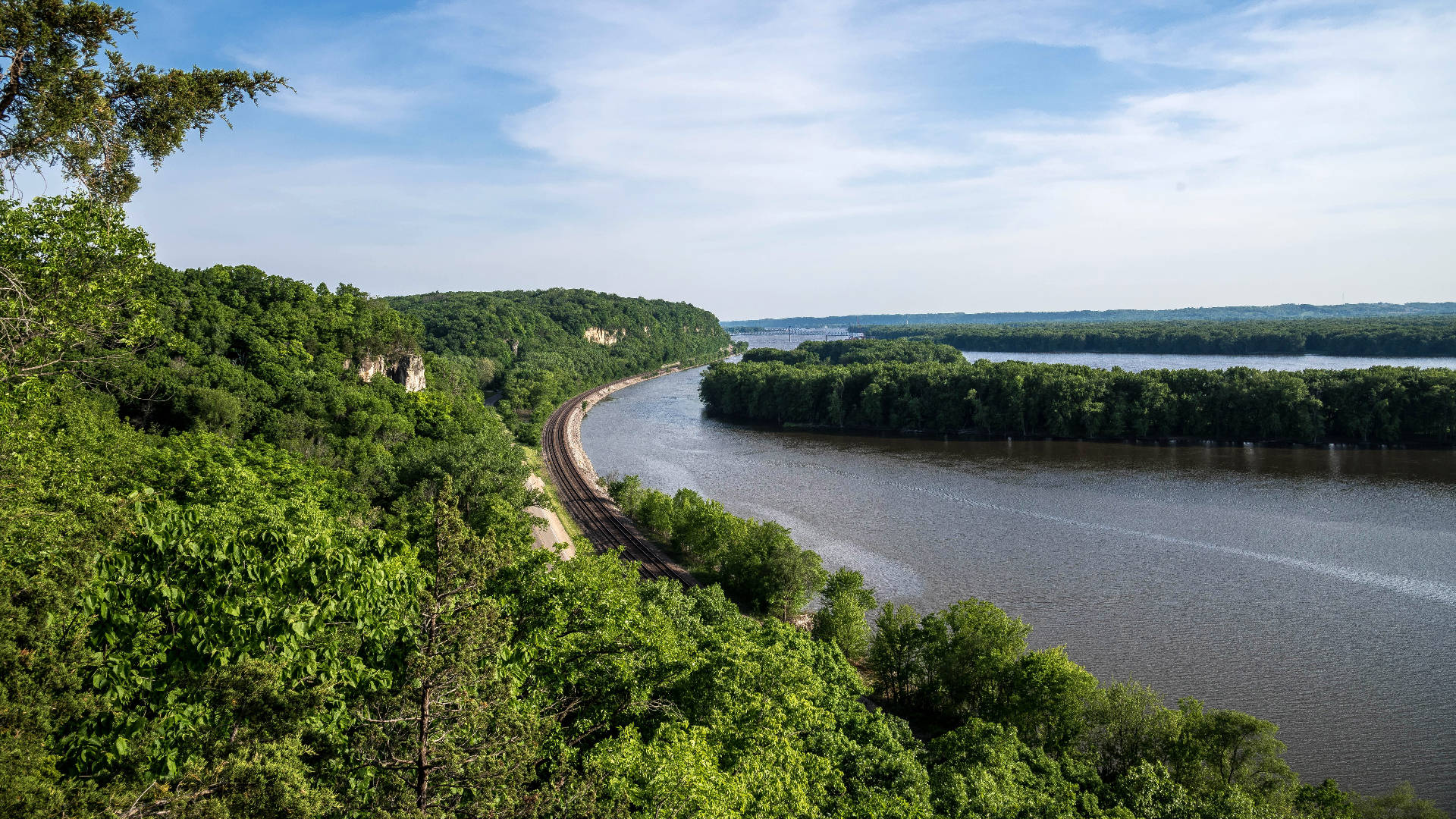 Mississippi River, lush green forests, bright blue sky, Full HD Desktop Wallpaper