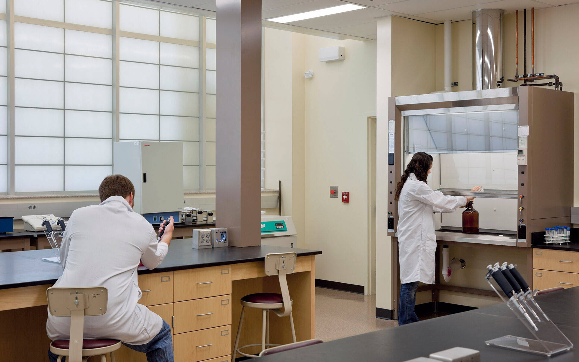 Missouri University Of Science And Technology, laboratory, white lab coats, Full HD Desktop Wallpaper
