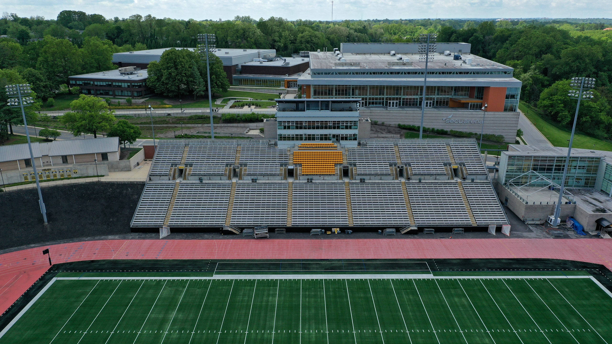 Missouri University Of Science And Technology, empty football stadium, green field, 2K Desktop Wallpaper