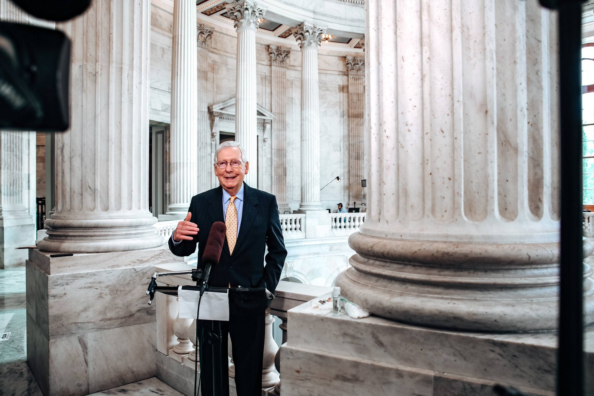 Mitch McConnell, suit, podium, Full HD Desktop Wallpaper