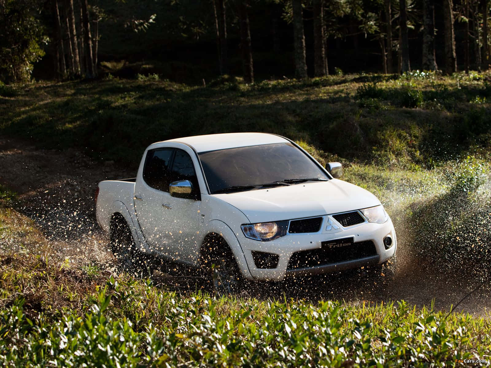 Mitsubishi L200, white, muddy forest trail, HD Desktop Wallpaper