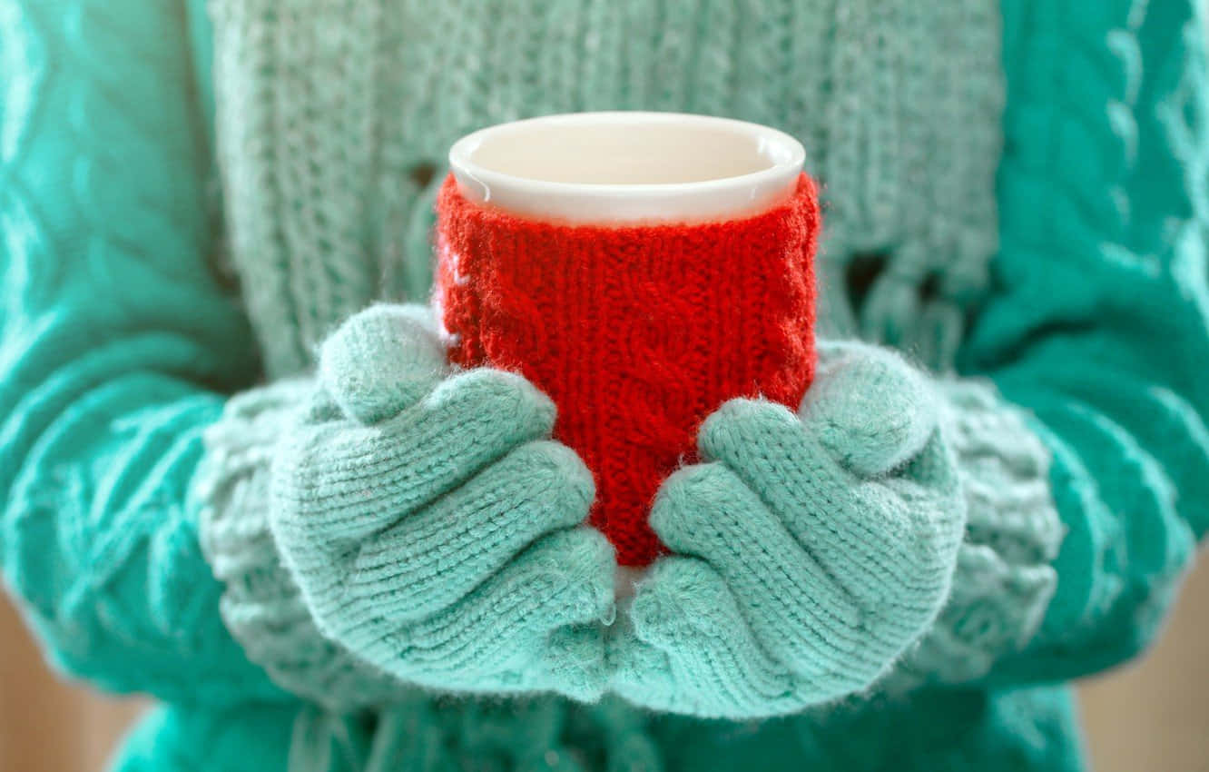 mittens, teal knit gloves, red knitted mug, HD Desktop Wallpaper