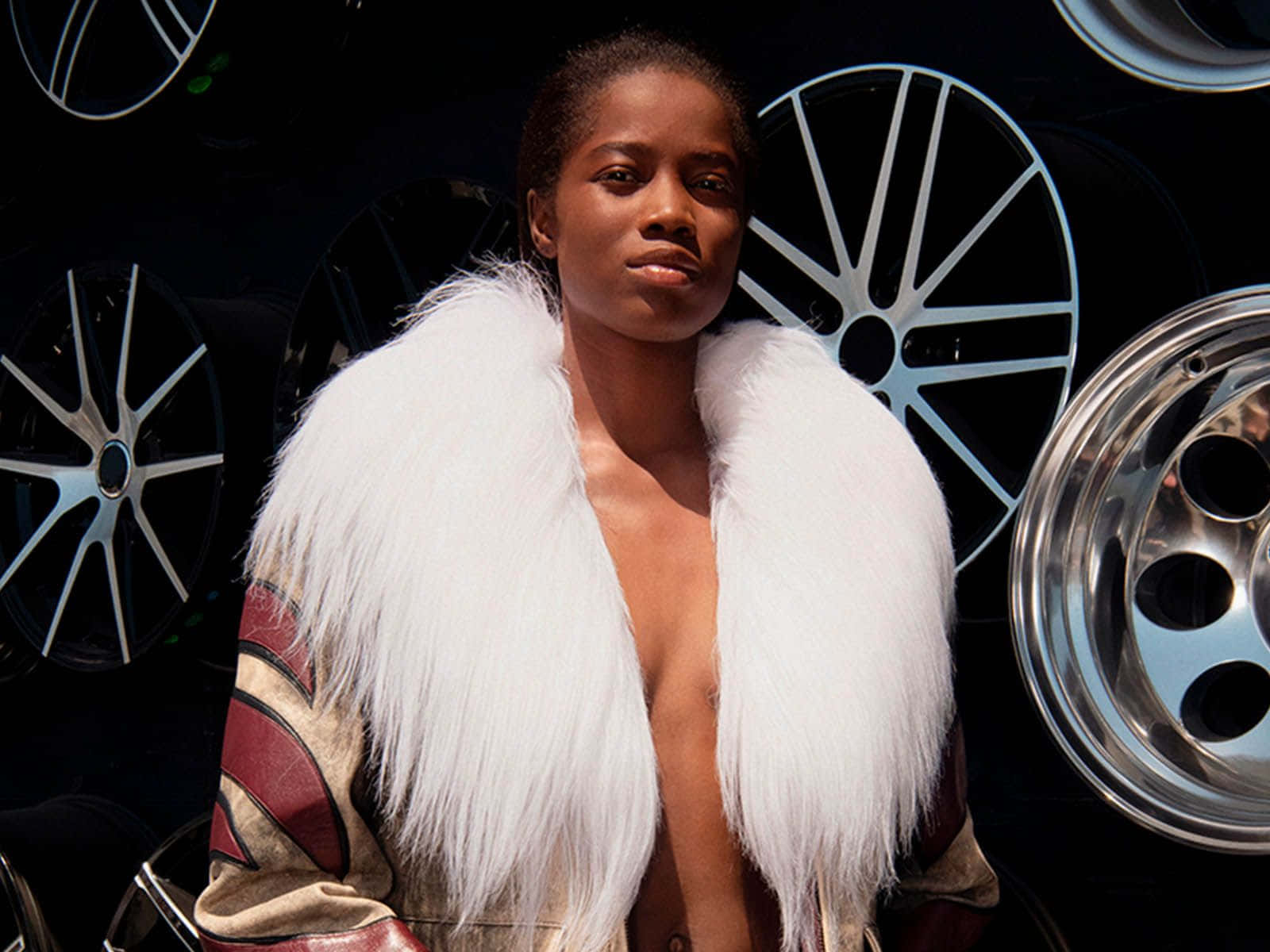 Miu Miu, white fur collar, gleaming car wheels, HD Desktop Wallpaper