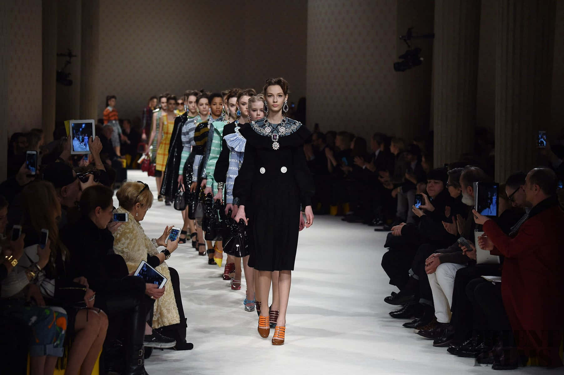 Miu Miu, fashion show, last looks, HD Desktop Wallpaper