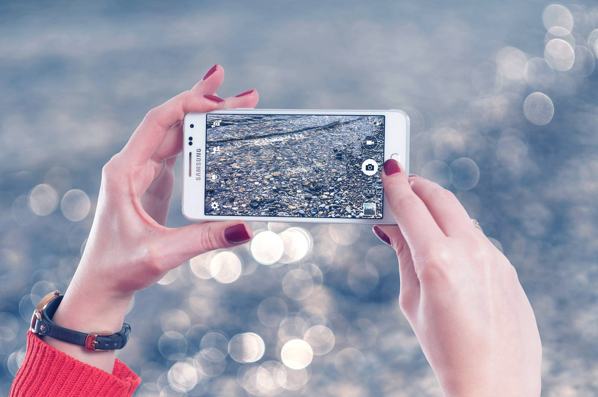 smartphone, pebbled shore, sparkling water bokeh, Full HD Desktop Wallpaper