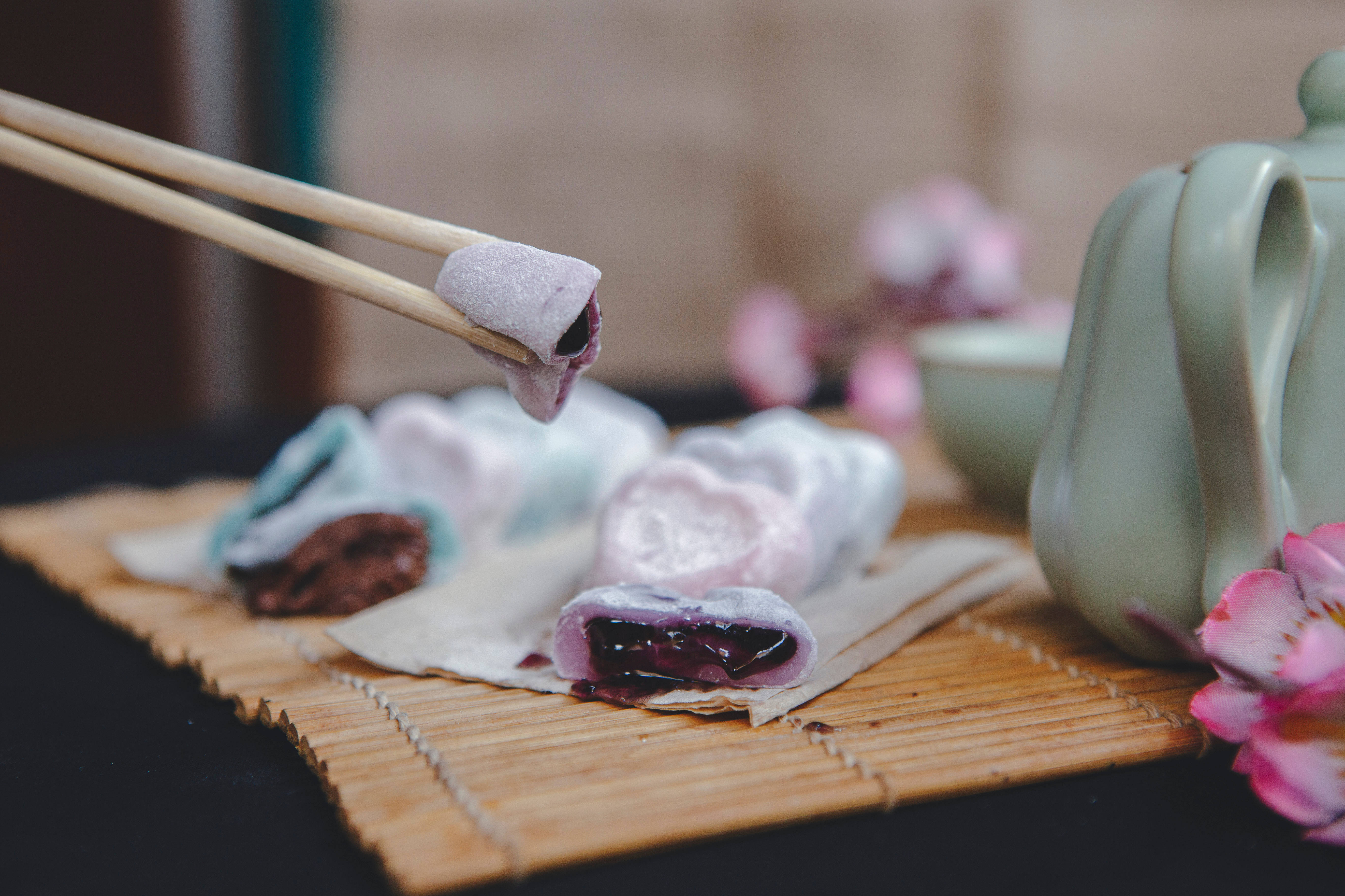 jelly-filled mochi hearts, purple mochi dumpling, dark berry filling, 5K Desktop Wallpaper