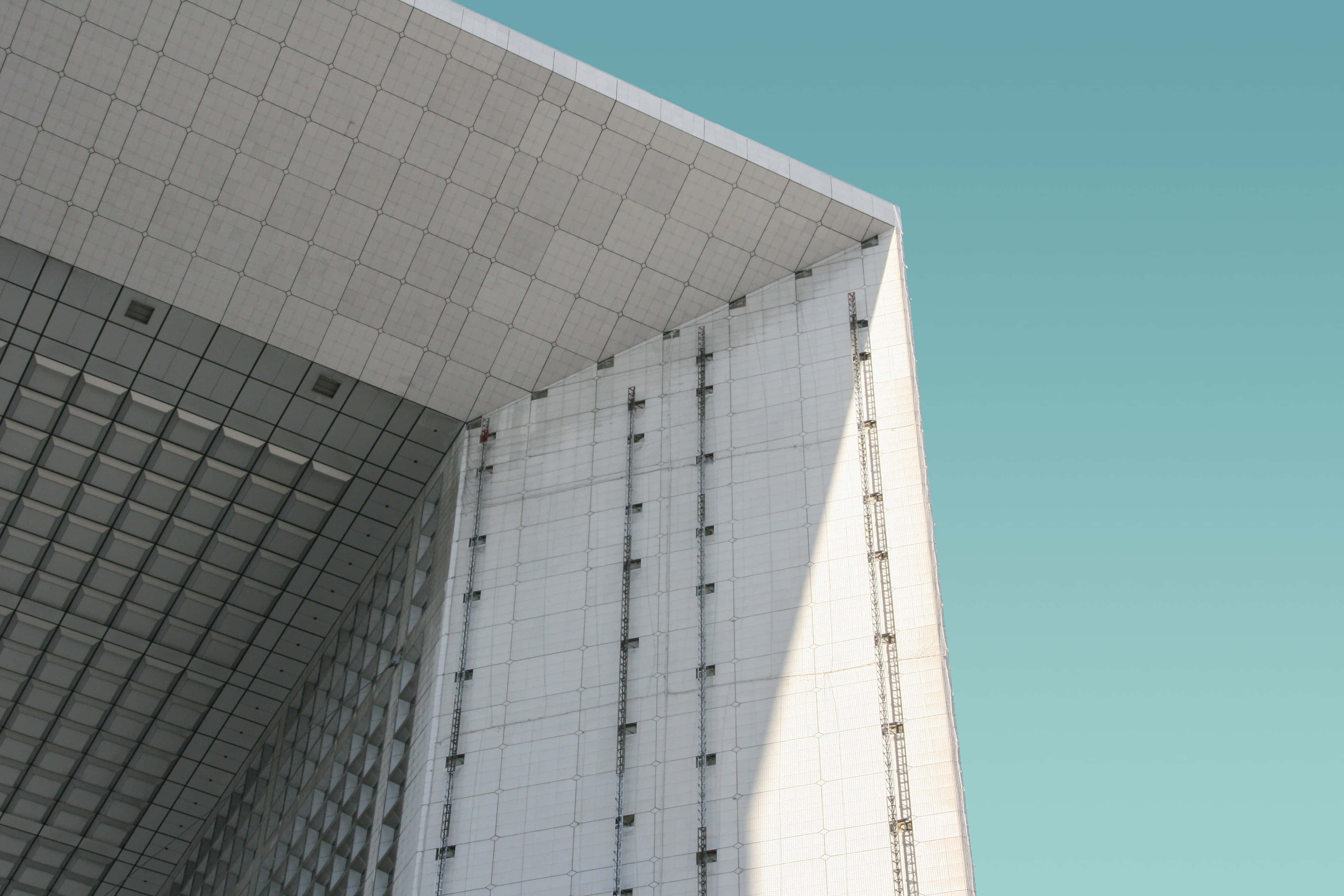 Modernism, white tiled building, teal sky, 4K Desktop Wallpaper