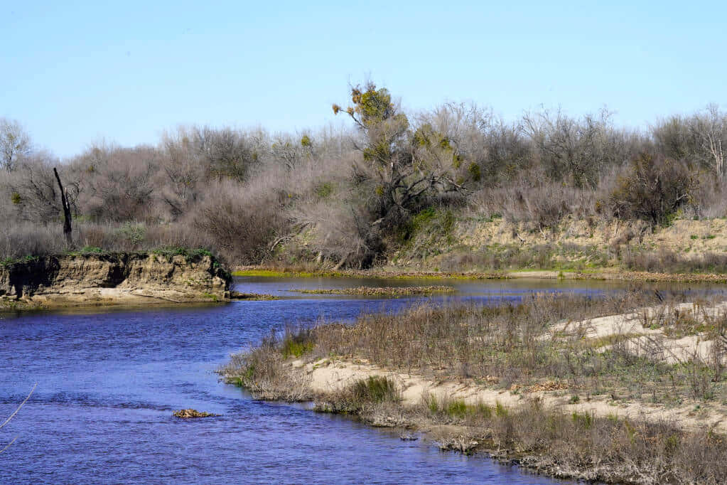 Modesto, riverbank, dry landscape, SD Desktop Wallpaper
