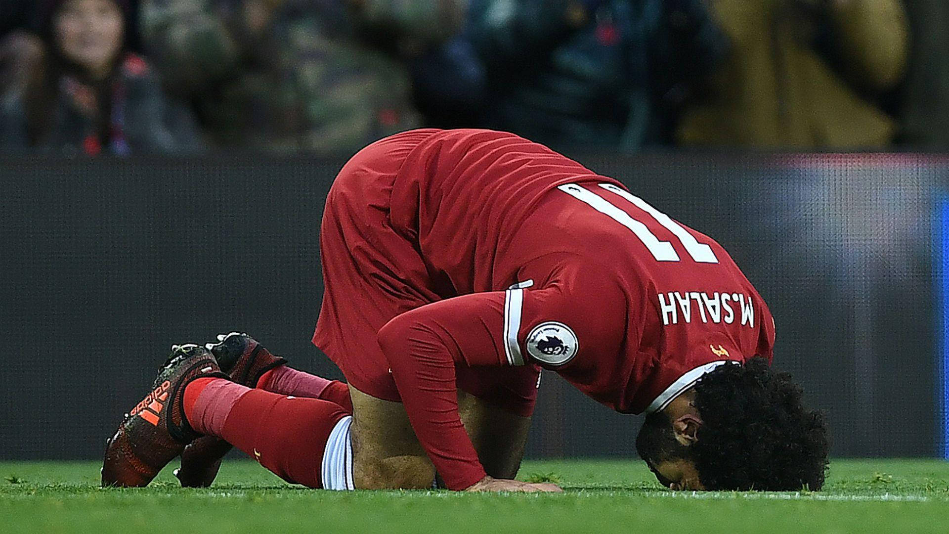 Mohamed Salah, red kit, grass, Full HD Desktop Wallpaper