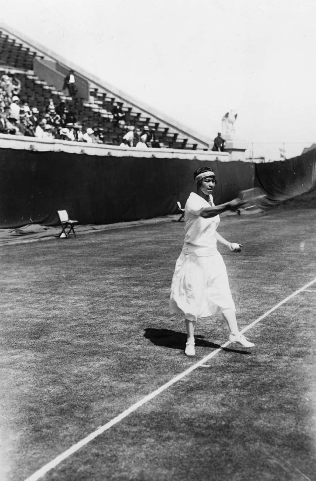 Molla Mallory, tennis player, grass court, HD Phone Wallpaper