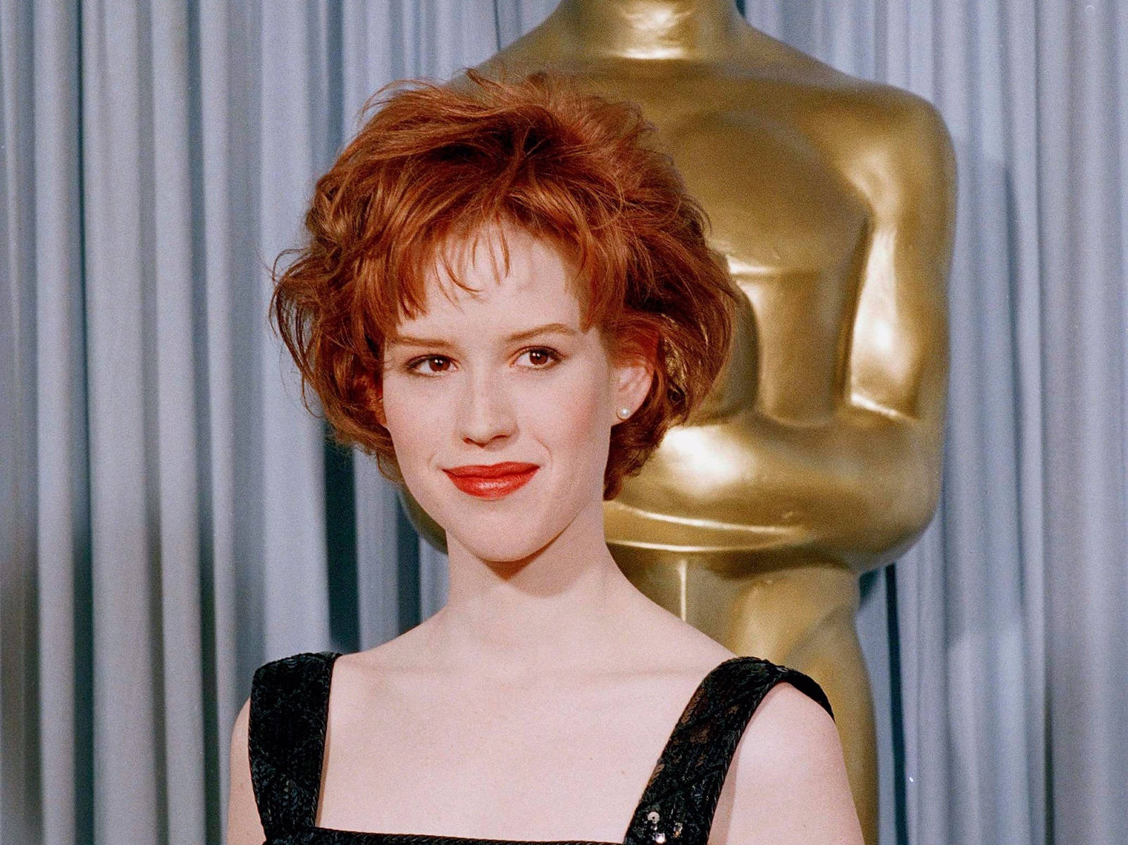 Molly Ringwald, ginger hair, bobcut, HD Desktop Wallpaper