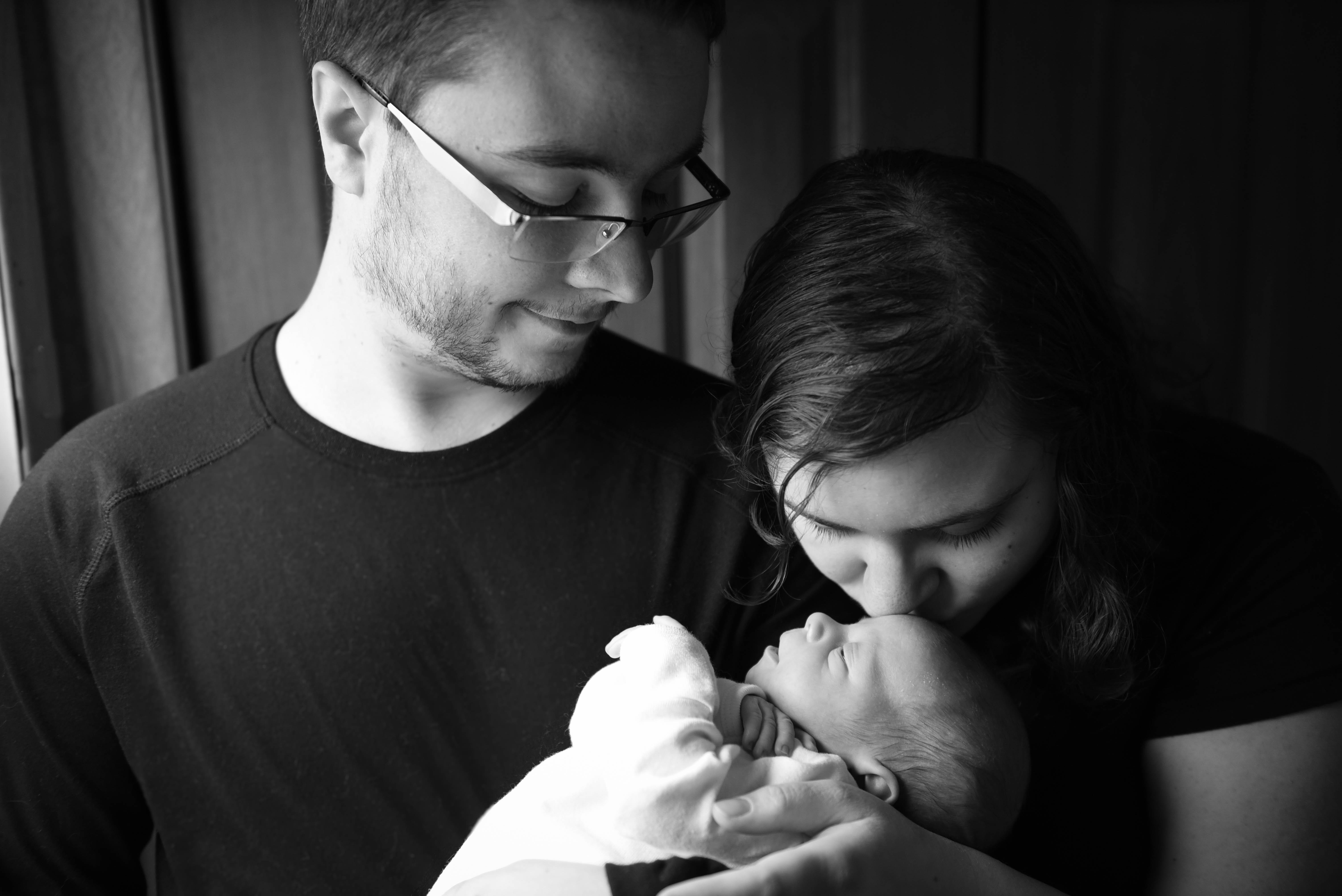 Mom, Dad, newborn baby, 5K Desktop Wallpaper