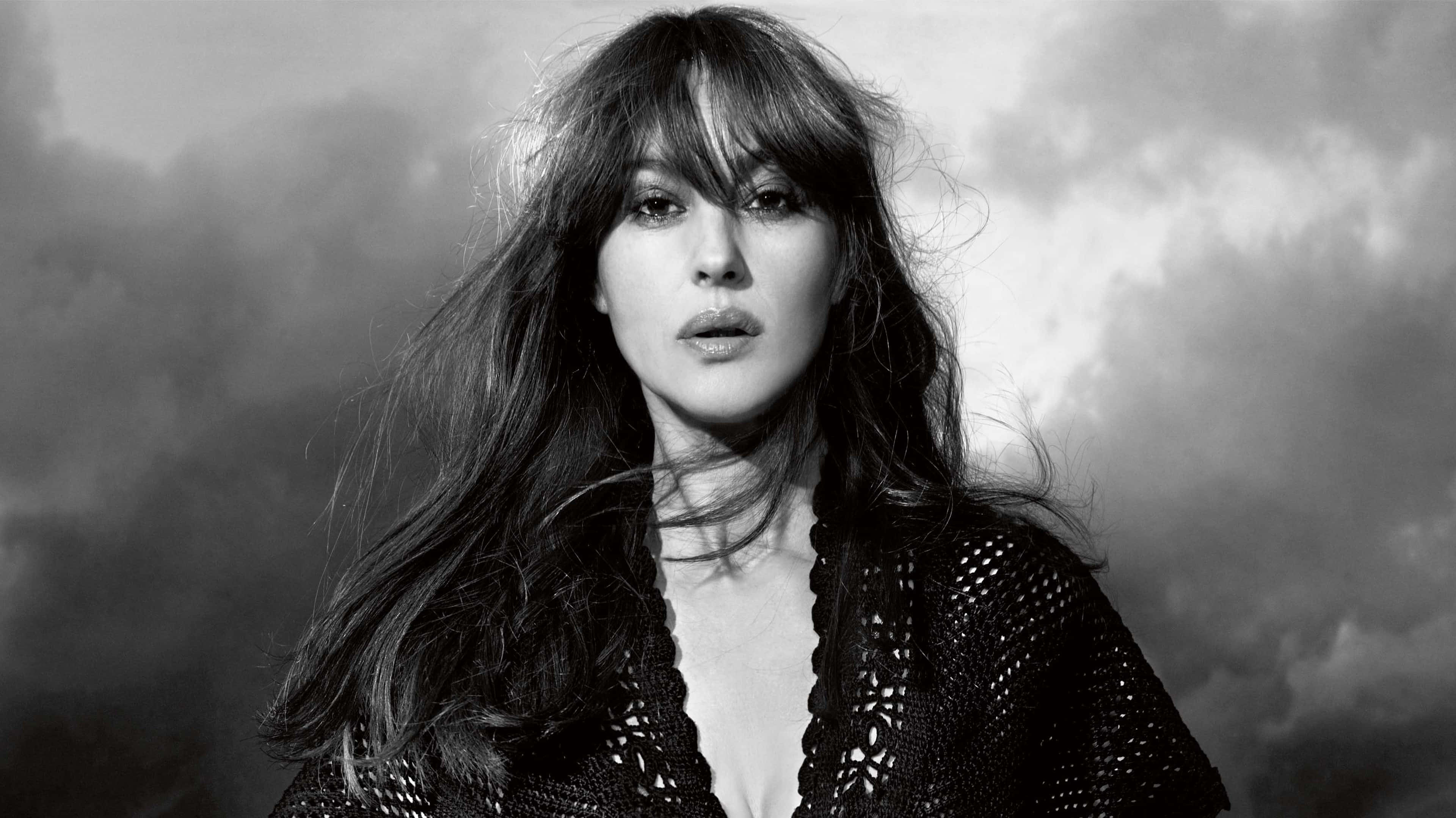 Monica Bellucci, black and white portrait, tousled hair, 4K Desktop Wallpaper