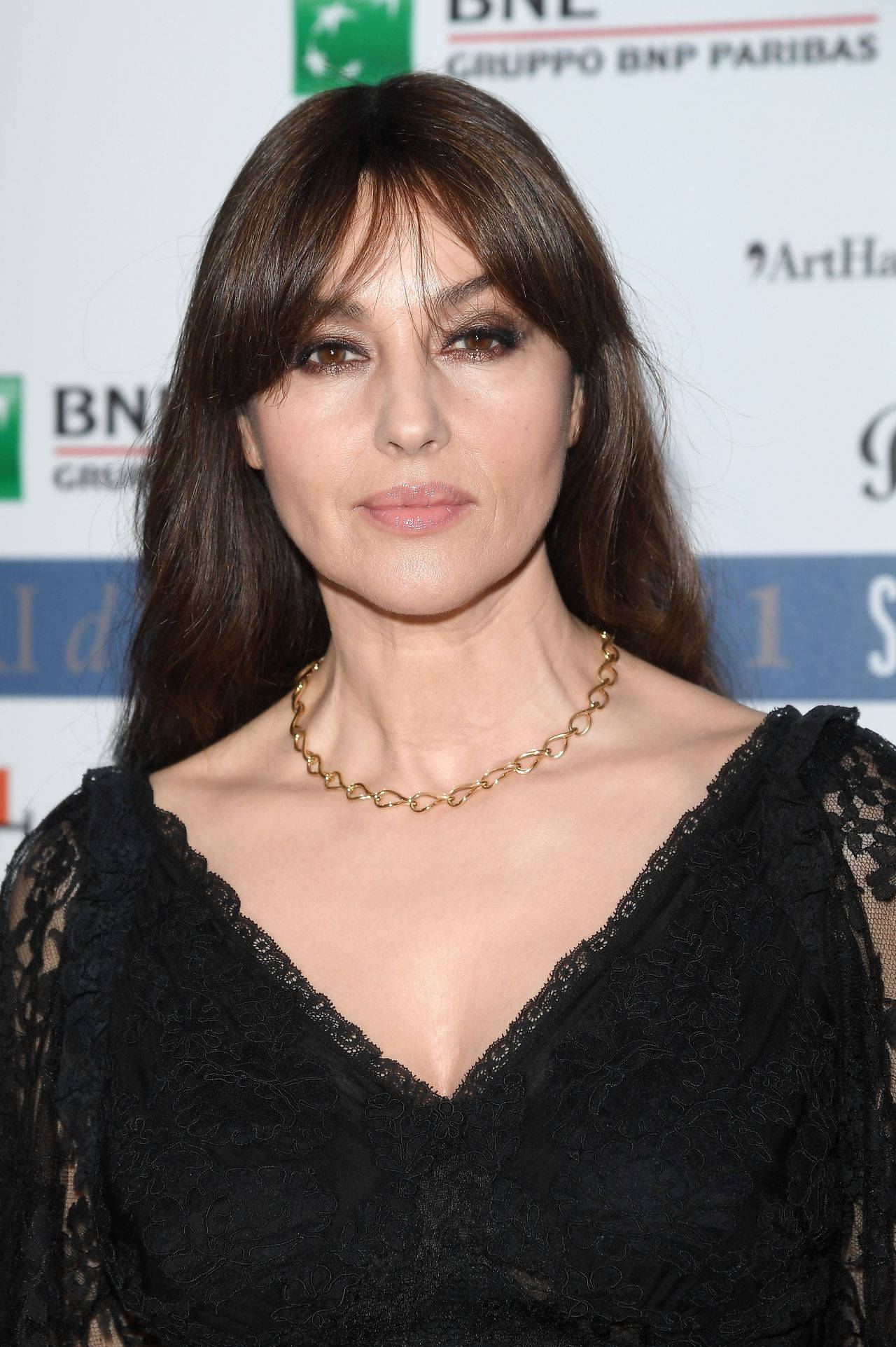 Monica Bellucci, 2017 Nastro d'Argento, black lace dress, Full HD Phone Wallpaper