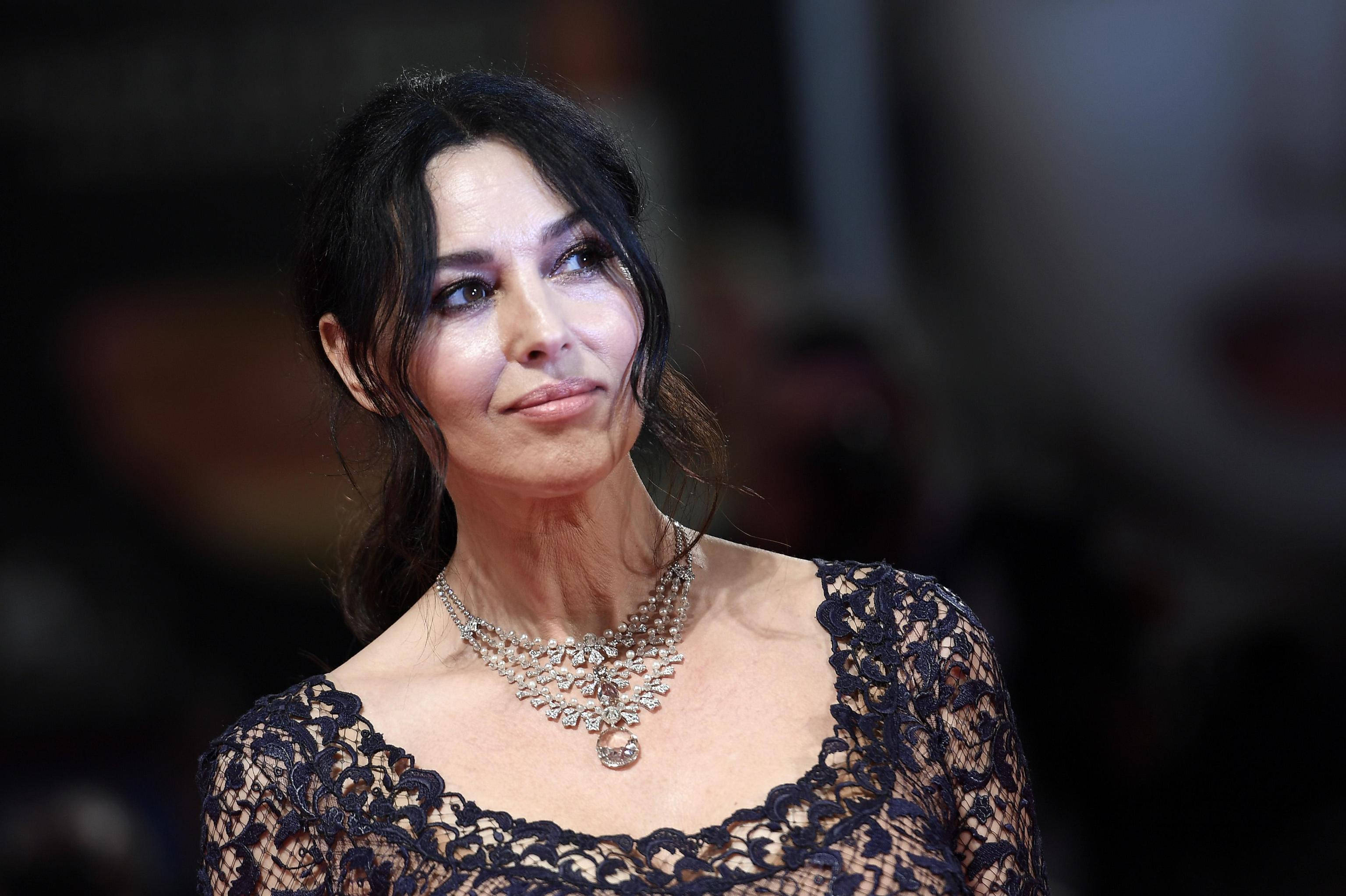 2016, milky road, Monica Bellucci, 2K Desktop Wallpaper