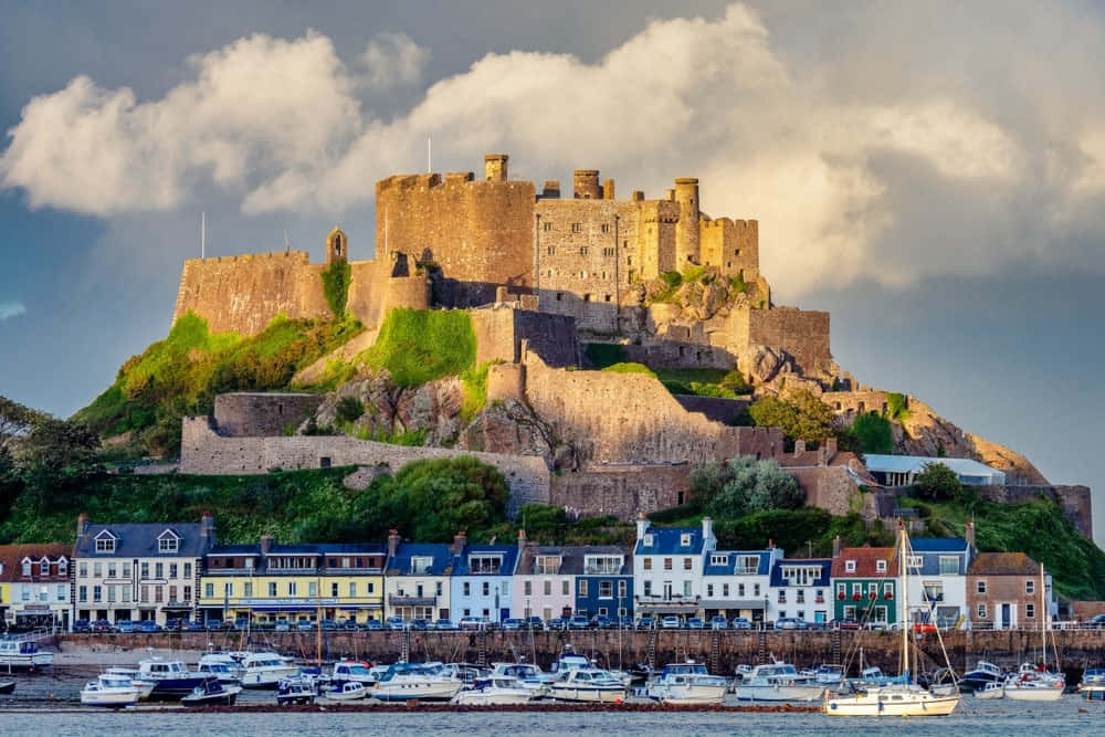 Mont Orgueil Castle, rocky hill, harbor, SD Desktop Wallpaper