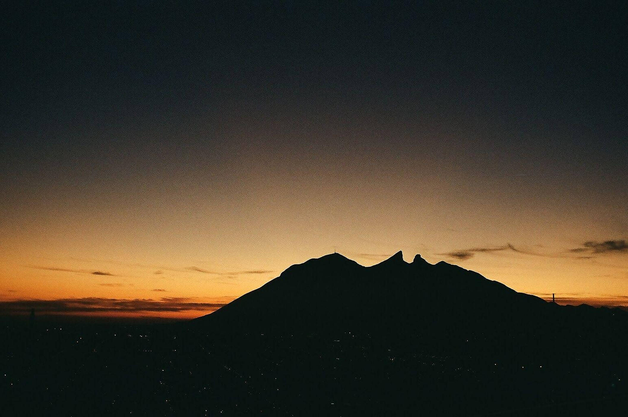 Monterrey, jagged mountain peak, gradient sunset sky, Full HD Desktop Wallpaper
