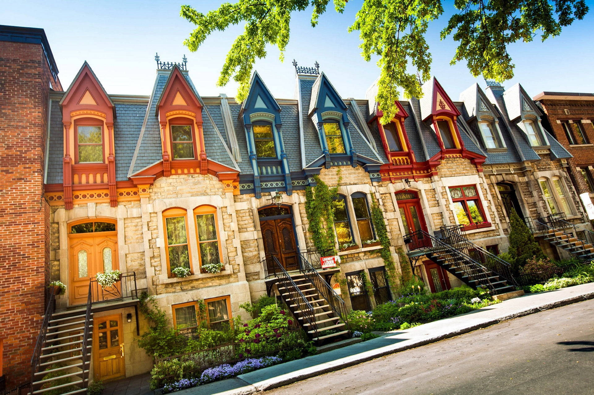 Montreal, Victorian-style townhouses, ornate gables, Full HD Desktop Wallpaper