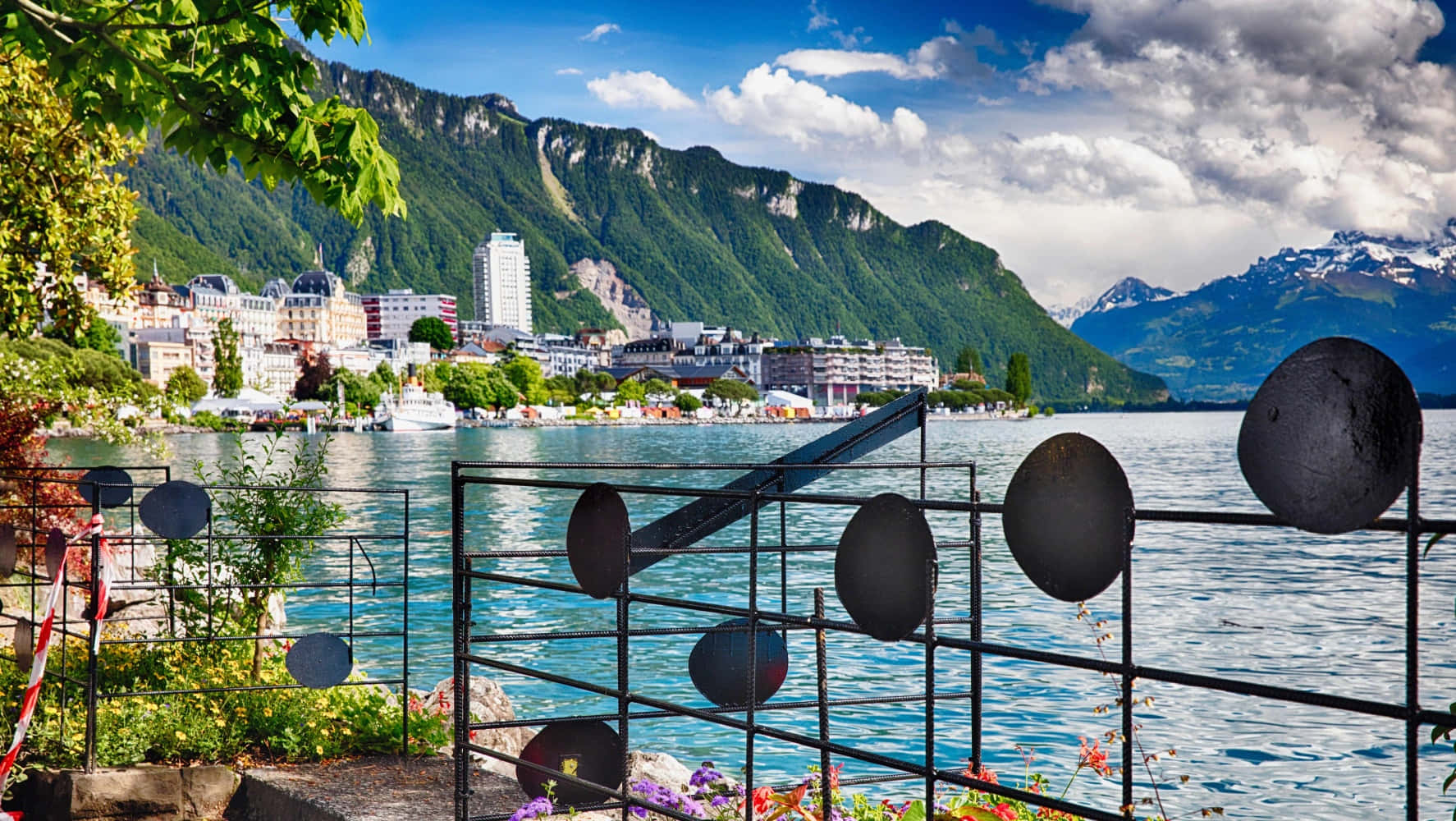 Montreux, lakeside, lush green mountains, HD Desktop Wallpaper