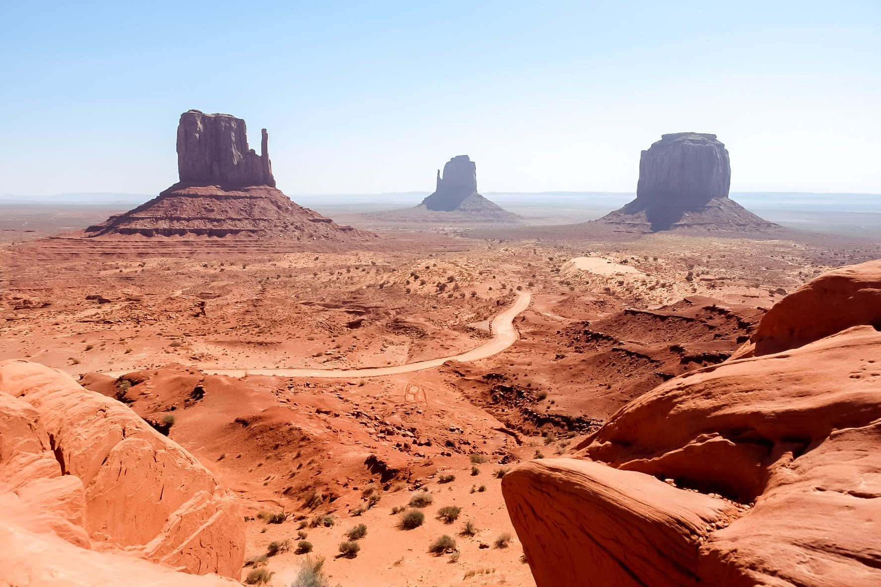 Monument Valley Navajo Tribal Park, three iconic buttes, red rock desert, HD Desktop Wallpaper