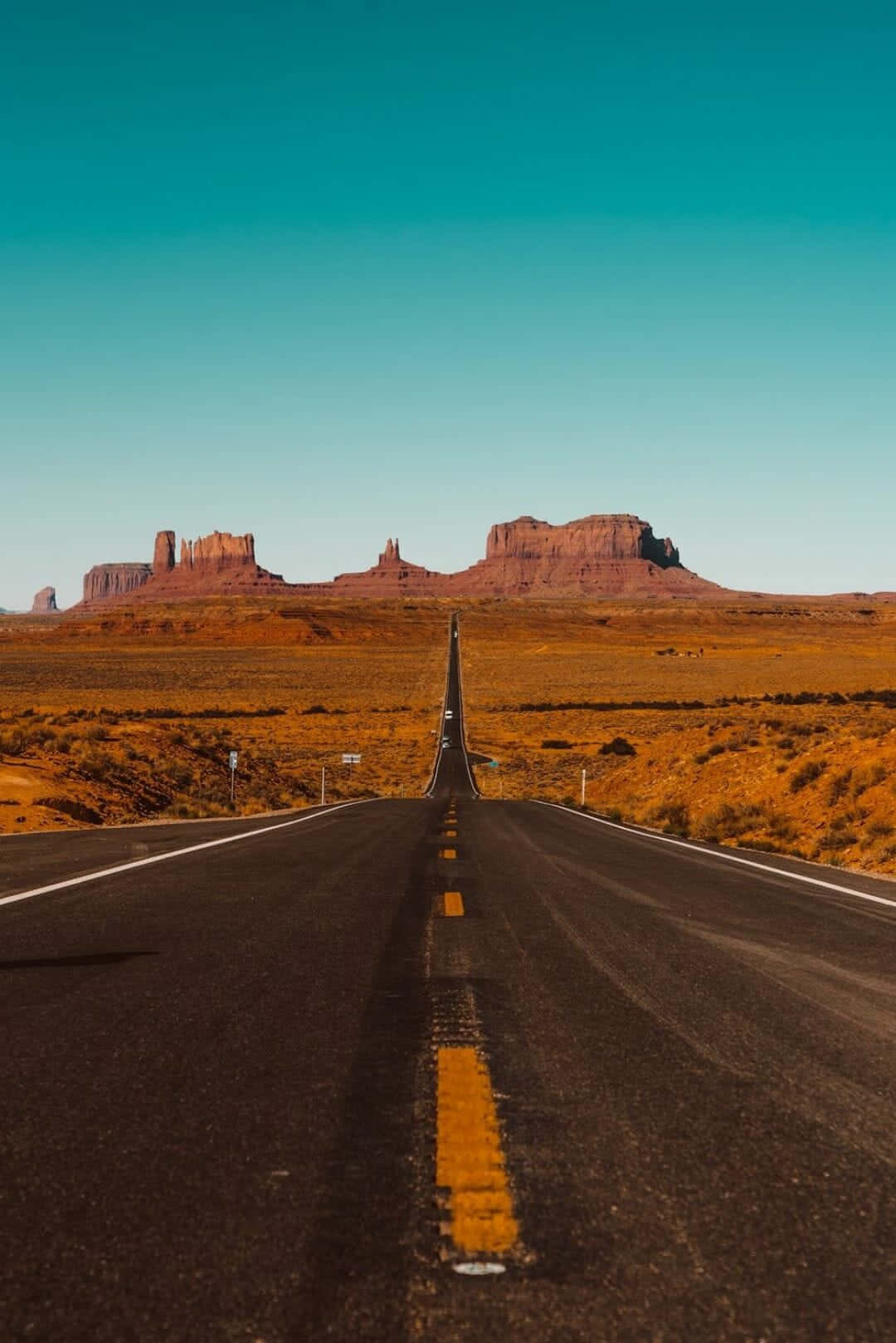 Monument Valley, desert highway, red rock buttes, HD Phone Wallpaper