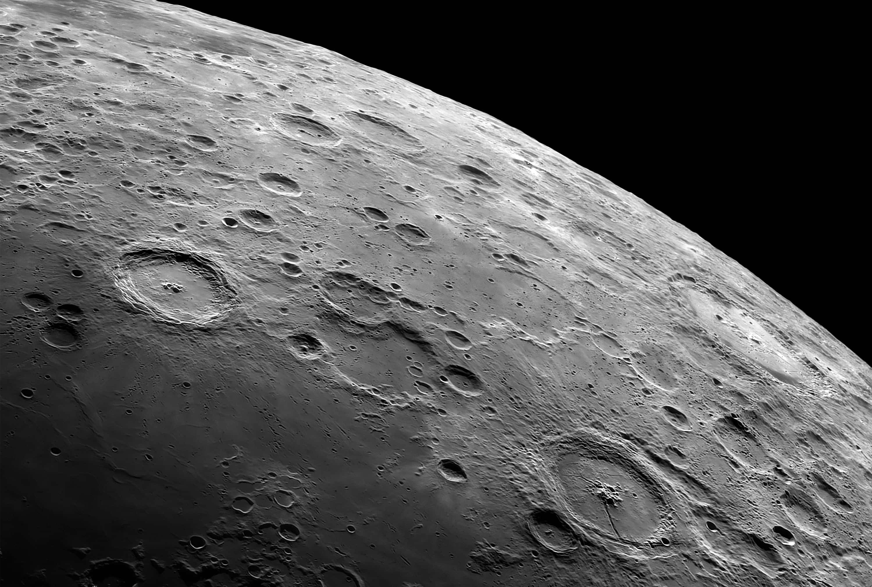 lunar surface, cratered surface, void of space, 2K Desktop Wallpaper