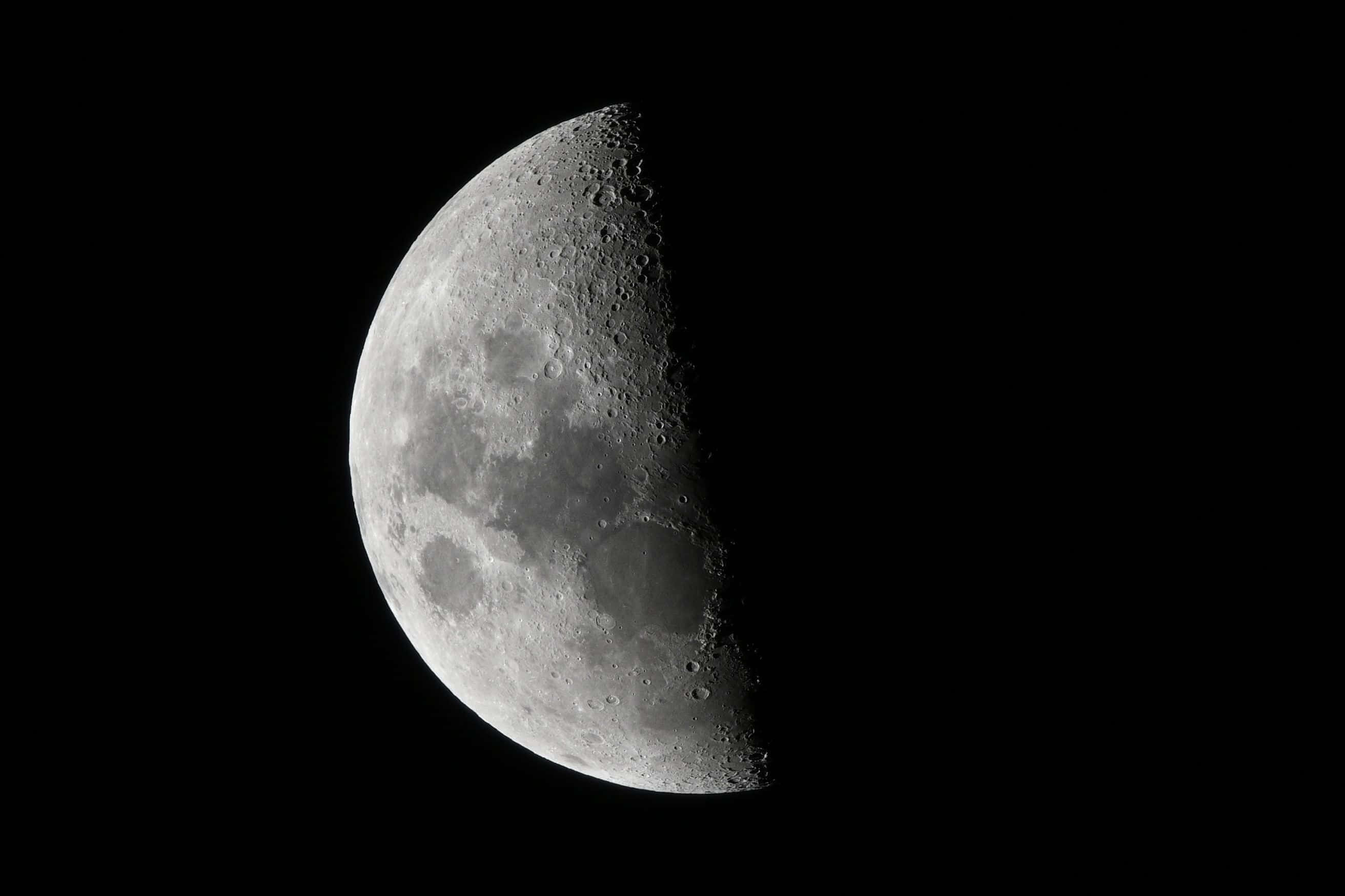 crescent moon, craters, maria, 2K Desktop Wallpaper