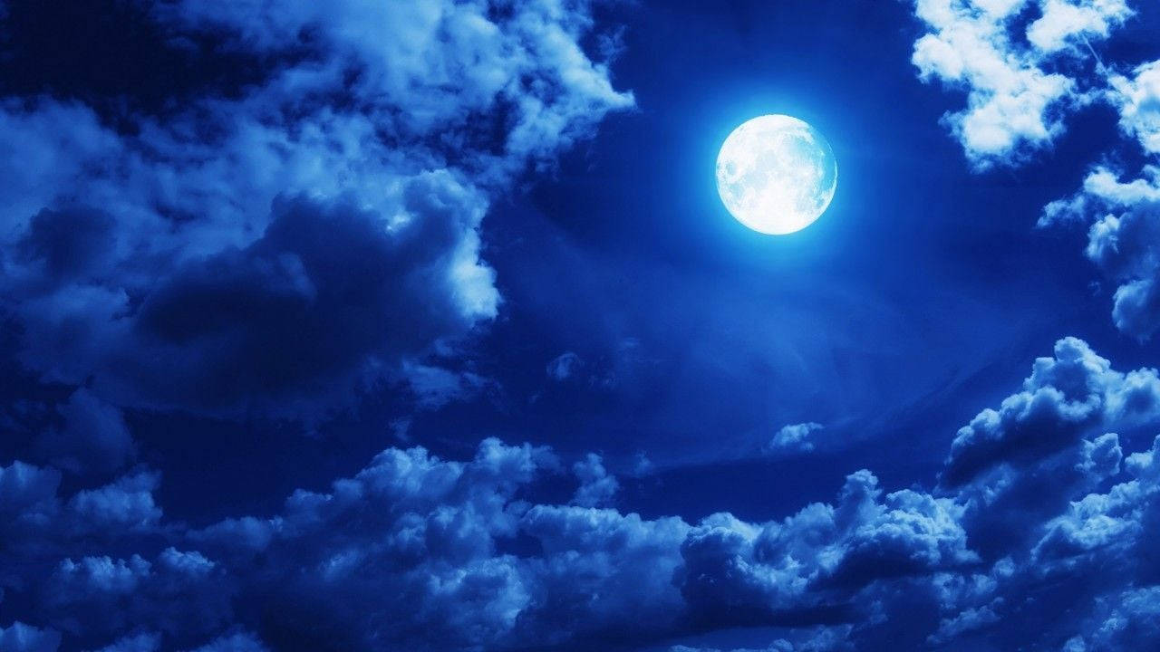 full moon, deep blue clouds, dramatic night sky, HD Desktop Wallpaper