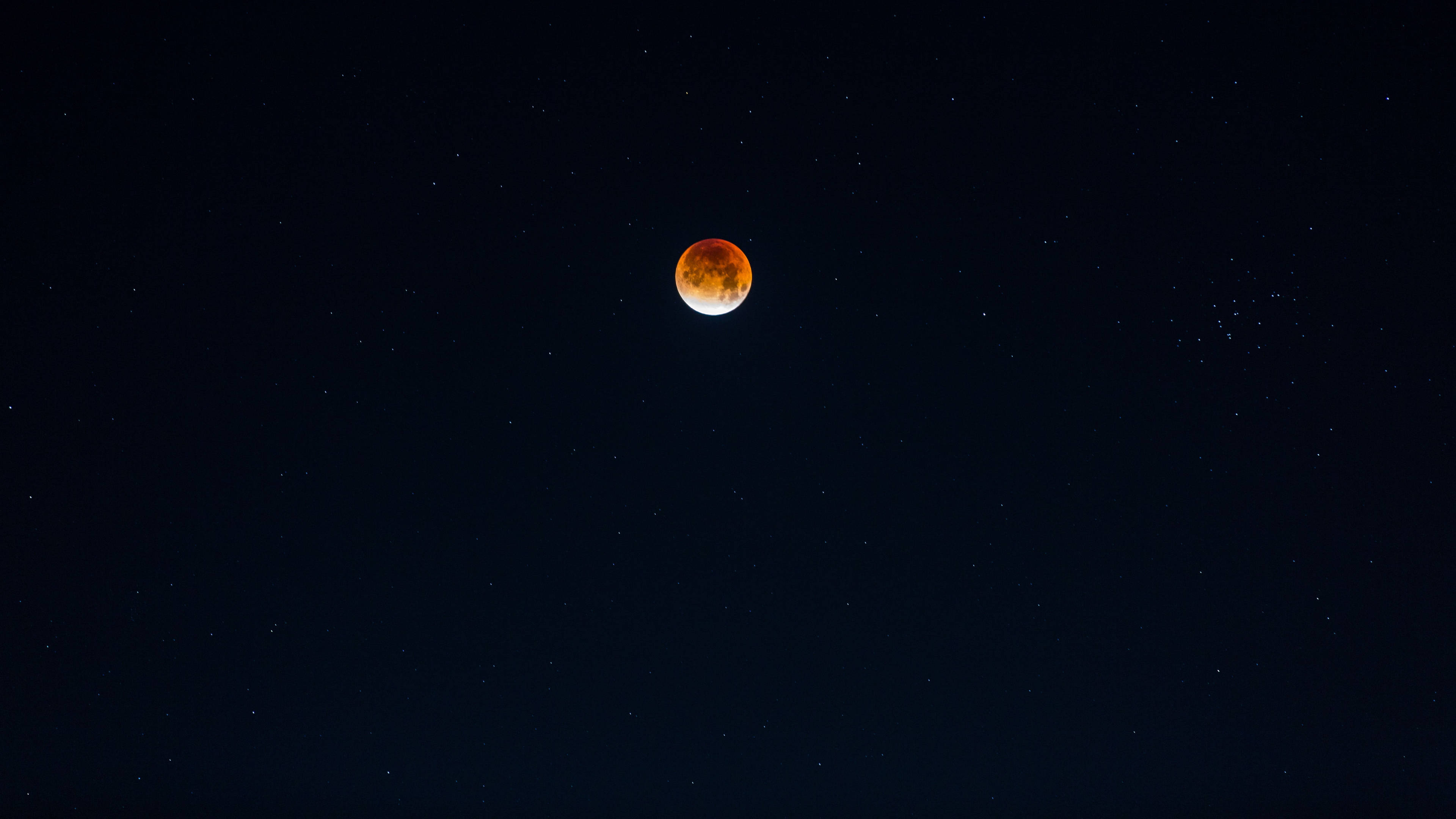 minimalist full moonlight 4k, blood moon, amber, 4K Desktop Wallpaper