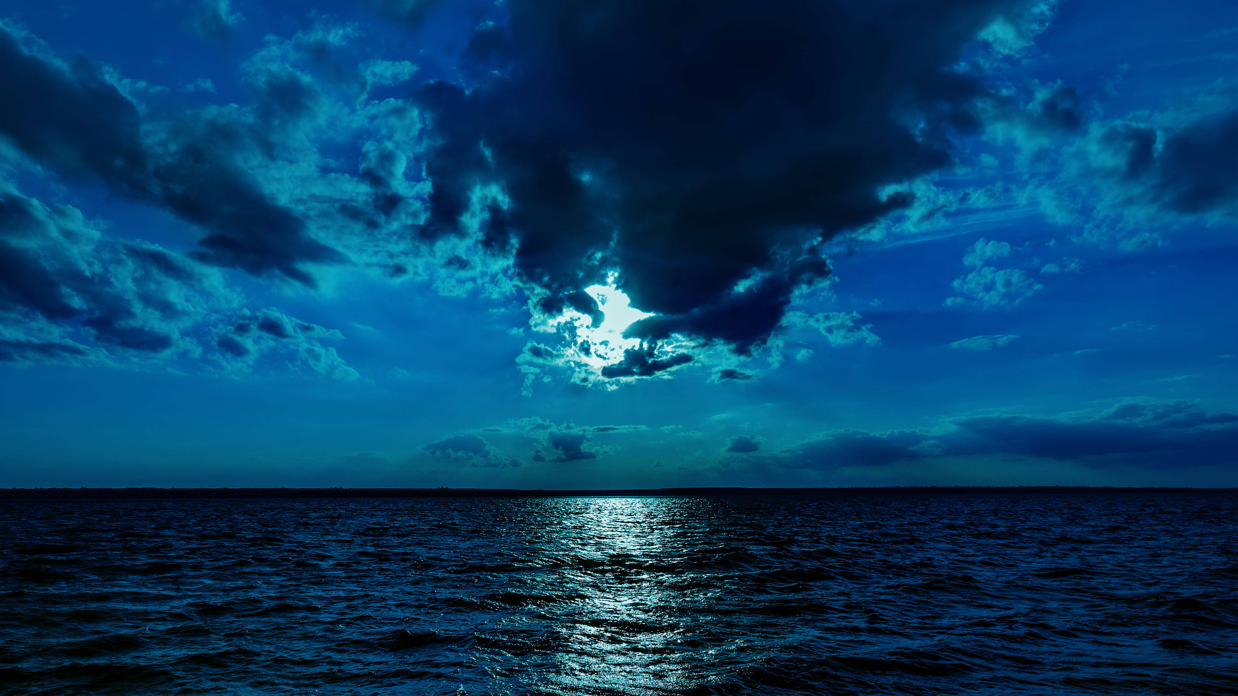 moonlight, dramatic clouds, shimmering reflections, 4K Desktop Wallpaper