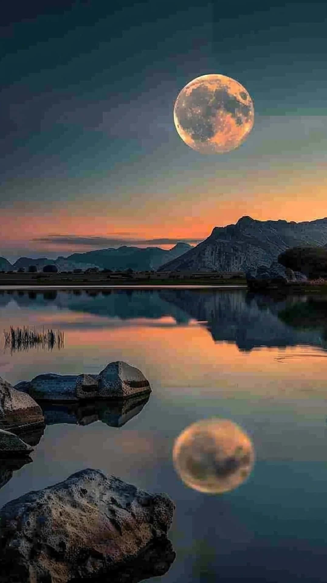 Tranquil Moonrise, full moon, tranquil lake, Full HD Phone Wallpaper