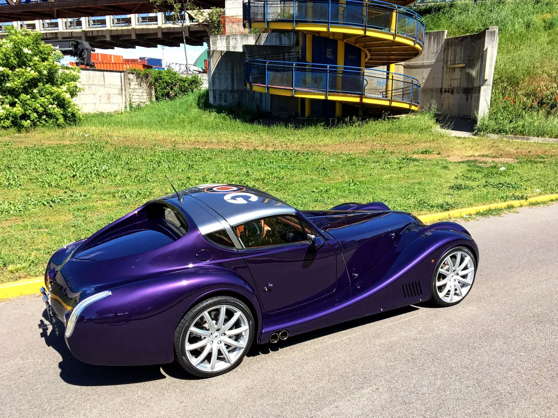 Morgan Aero 8