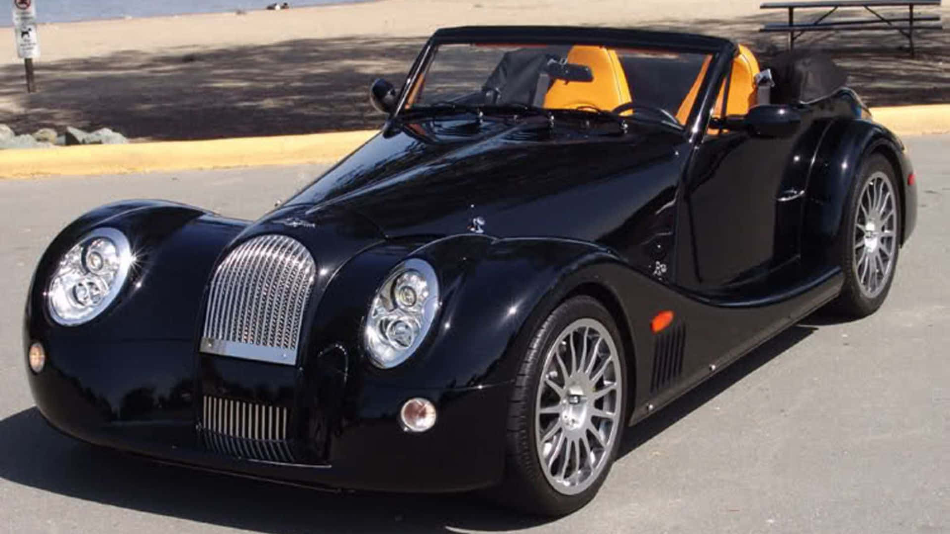 Morgan Aero 8, glossy black, vibrant yellow seats, Full HD Desktop Wallpaper