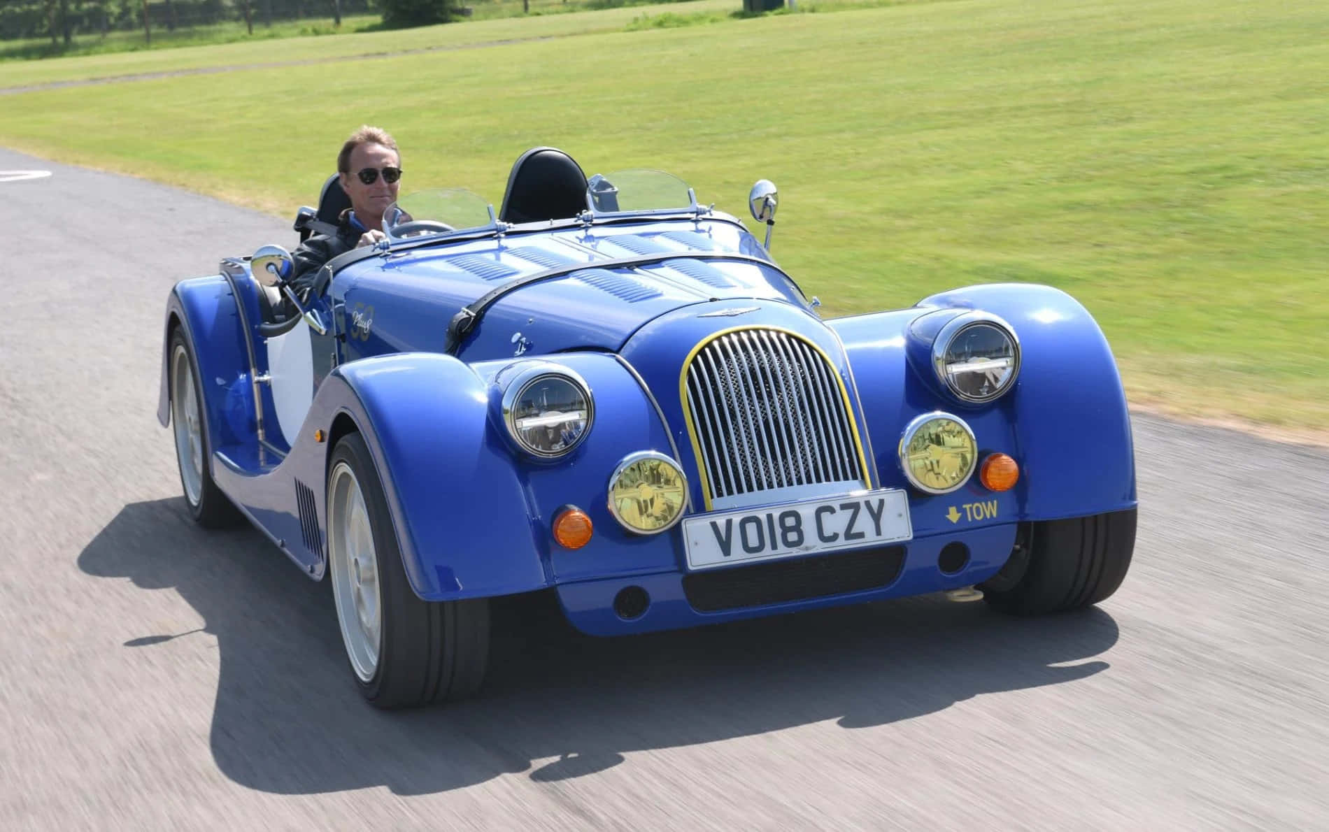 Morgan Plus 8, vibrant blue, classic Morgan roadster, HD Desktop Wallpaper