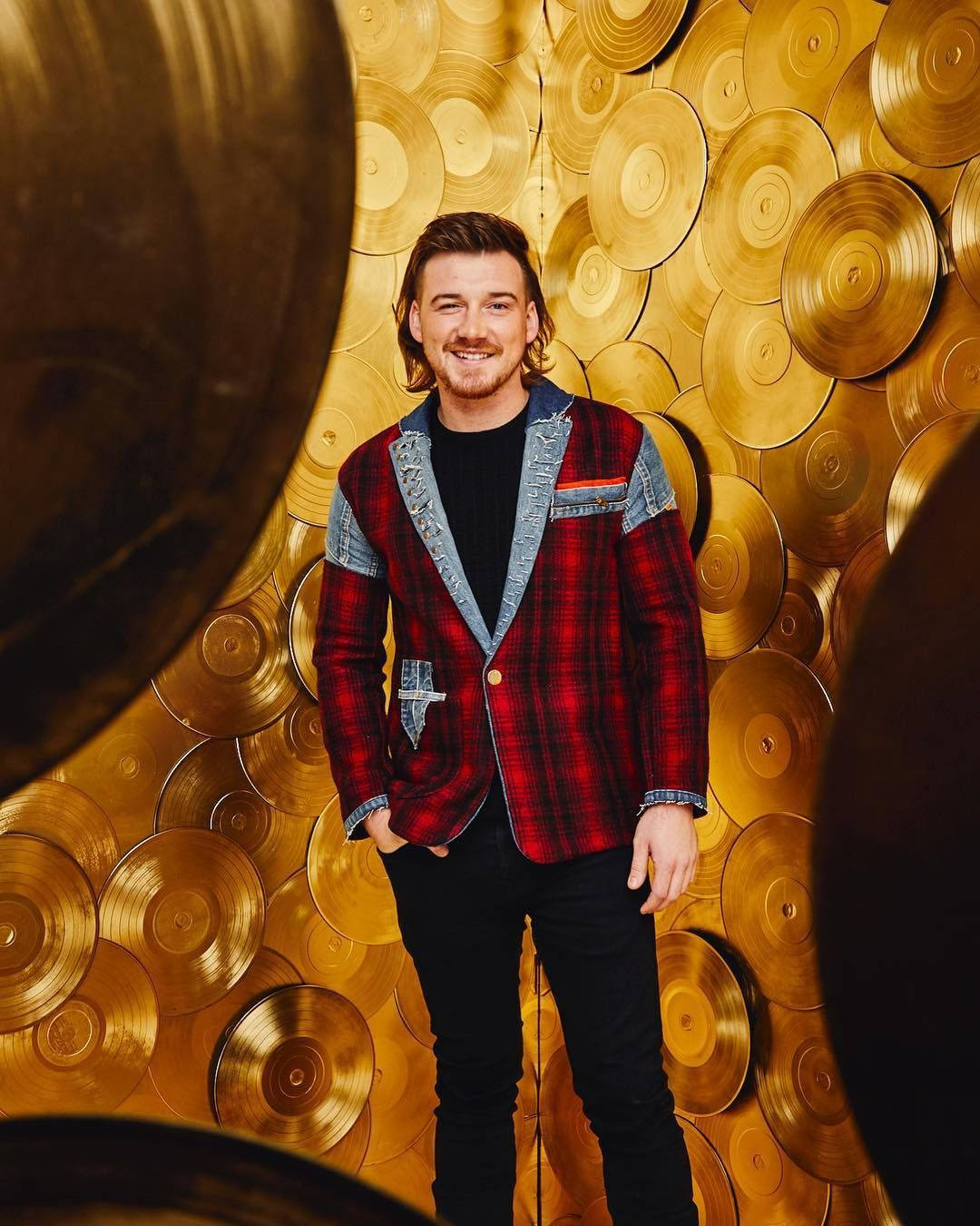 Morgan Wallen, red plaid jacket, golden records, HD Phone Wallpaper